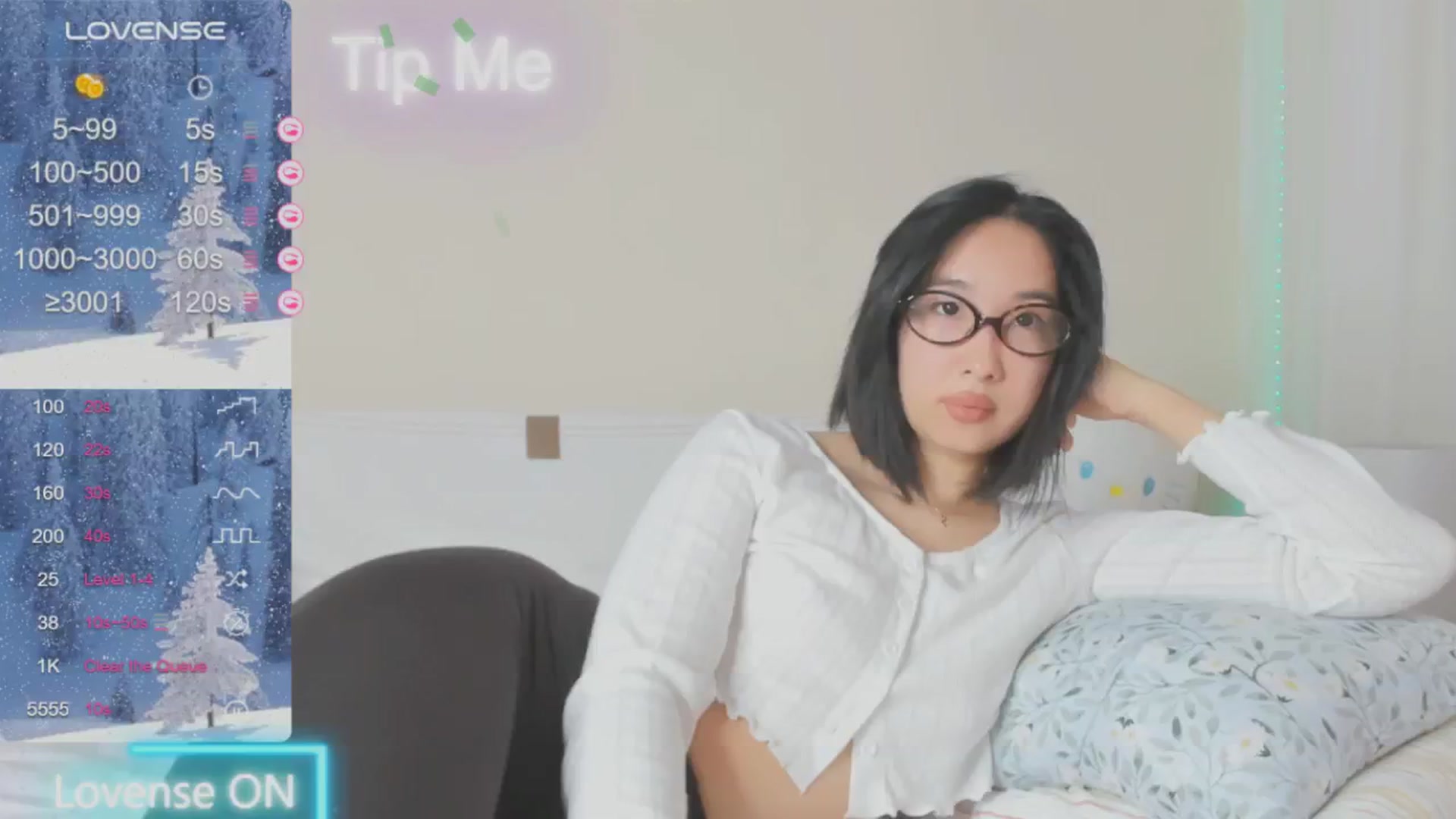 Gallery image thumbnail from FeralBerry66's myfreecams stream on, 01/18/2025, 06:51 image 16 of 20