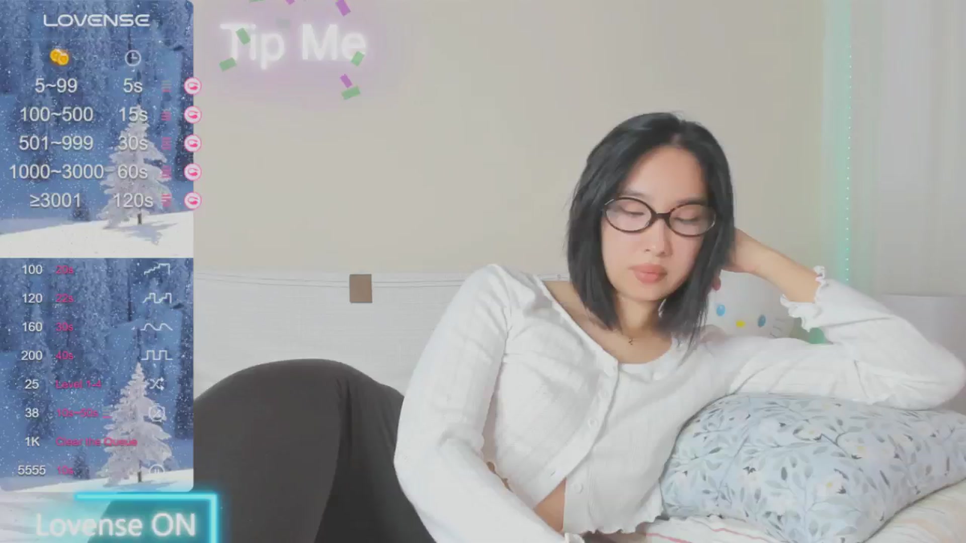 Gallery image thumbnail from FeralBerry66's myfreecams stream on, 01/18/2025, 06:51 image 8 of 20