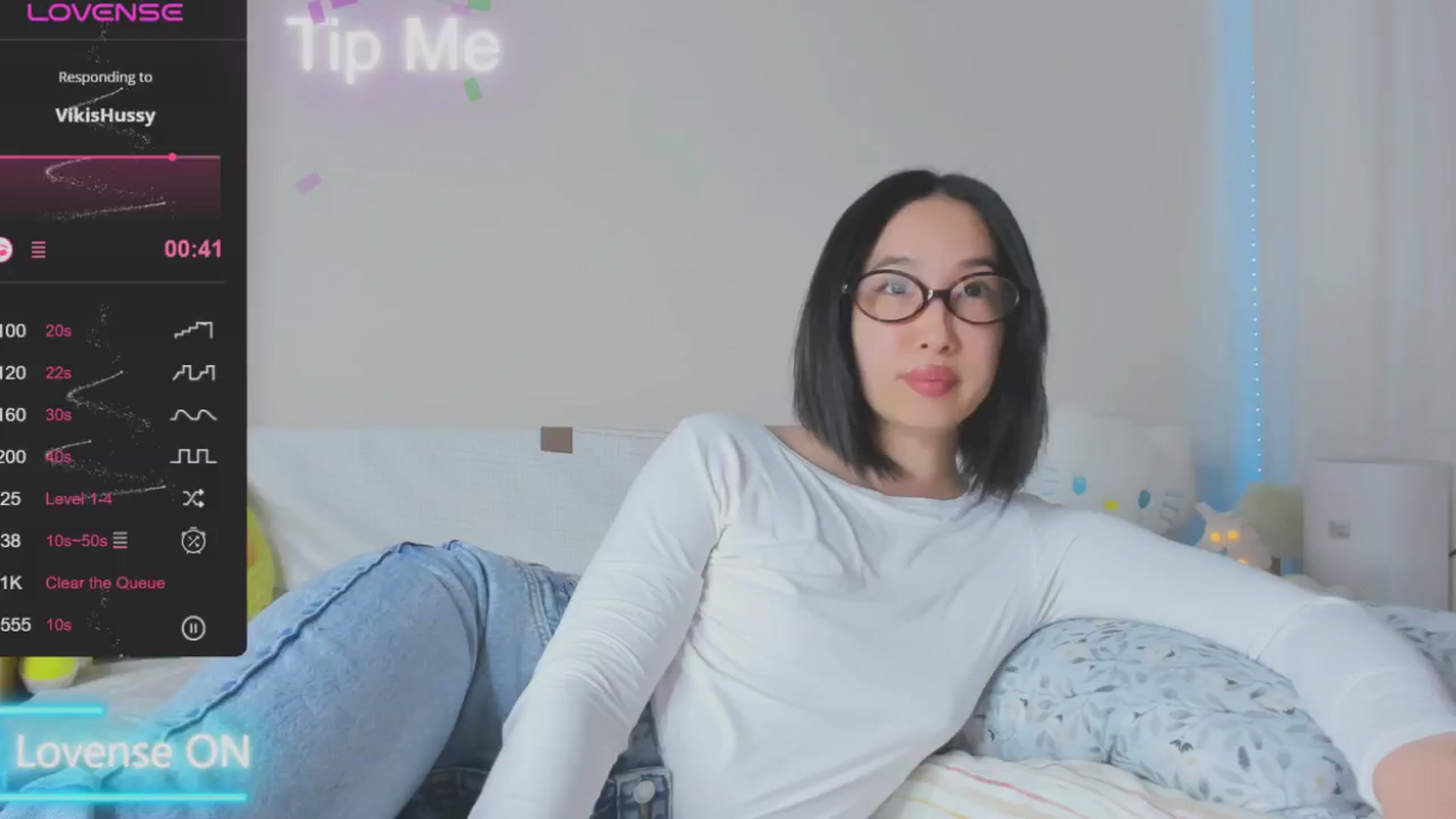Gallery image thumbnail from FeralBerry66's myfreecams stream on, 01/21/2025, 13:10 image 8 of 20