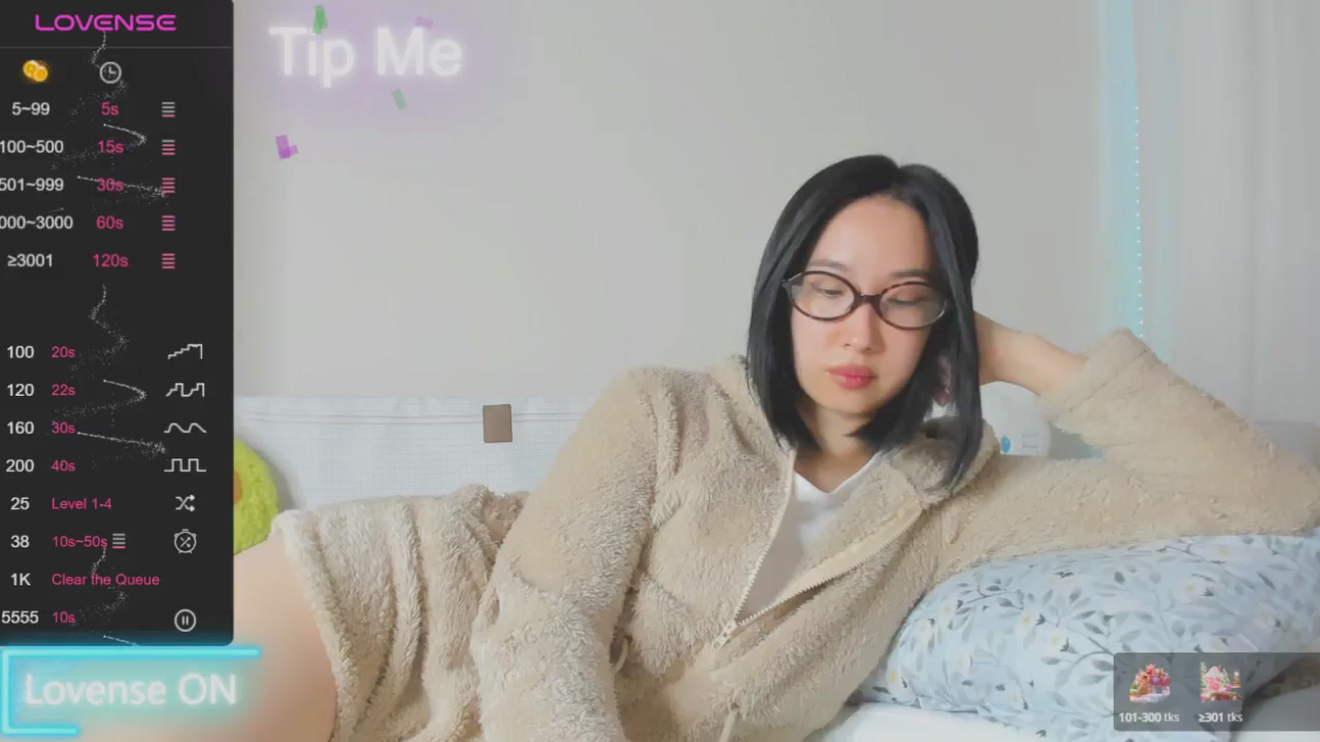 Gallery image thumbnail from FeralBerry66's myfreecams stream on, 01/22/2025, 14:22 image 19 of 20