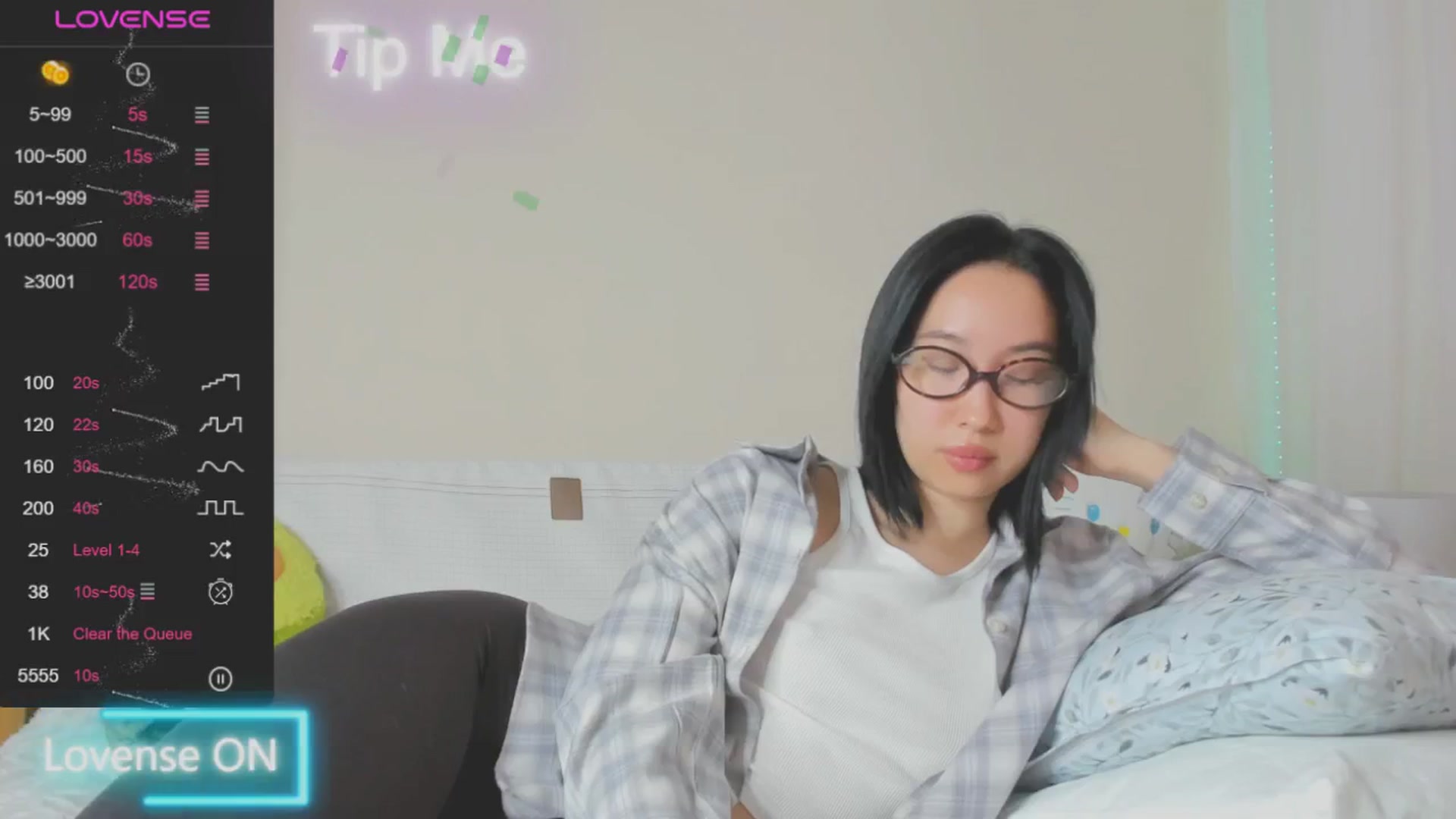 Gallery image thumbnail from FeralBerry66's myfreecams stream on, 01/23/2025, 06:47 image 19 of 20