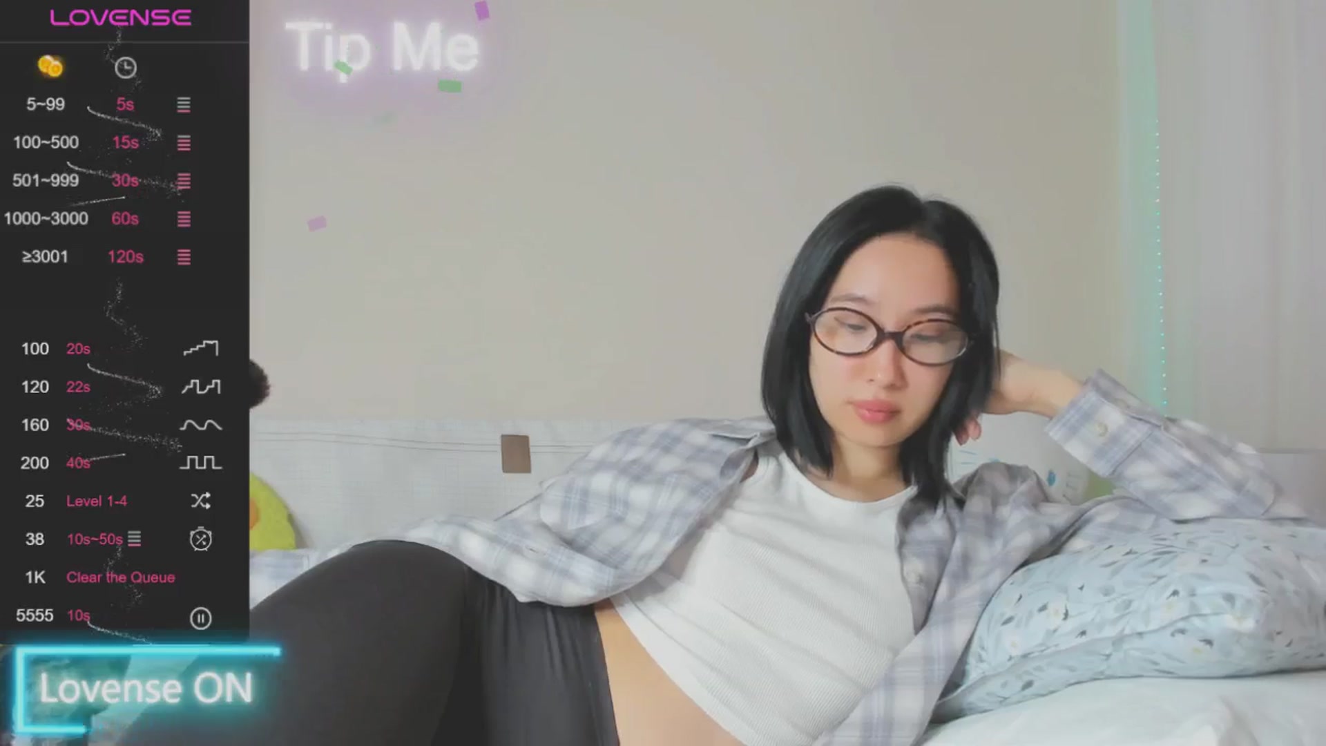 Gallery image thumbnail from FeralBerry66's myfreecams stream on, 01/23/2025, 06:47 image 3 of 20