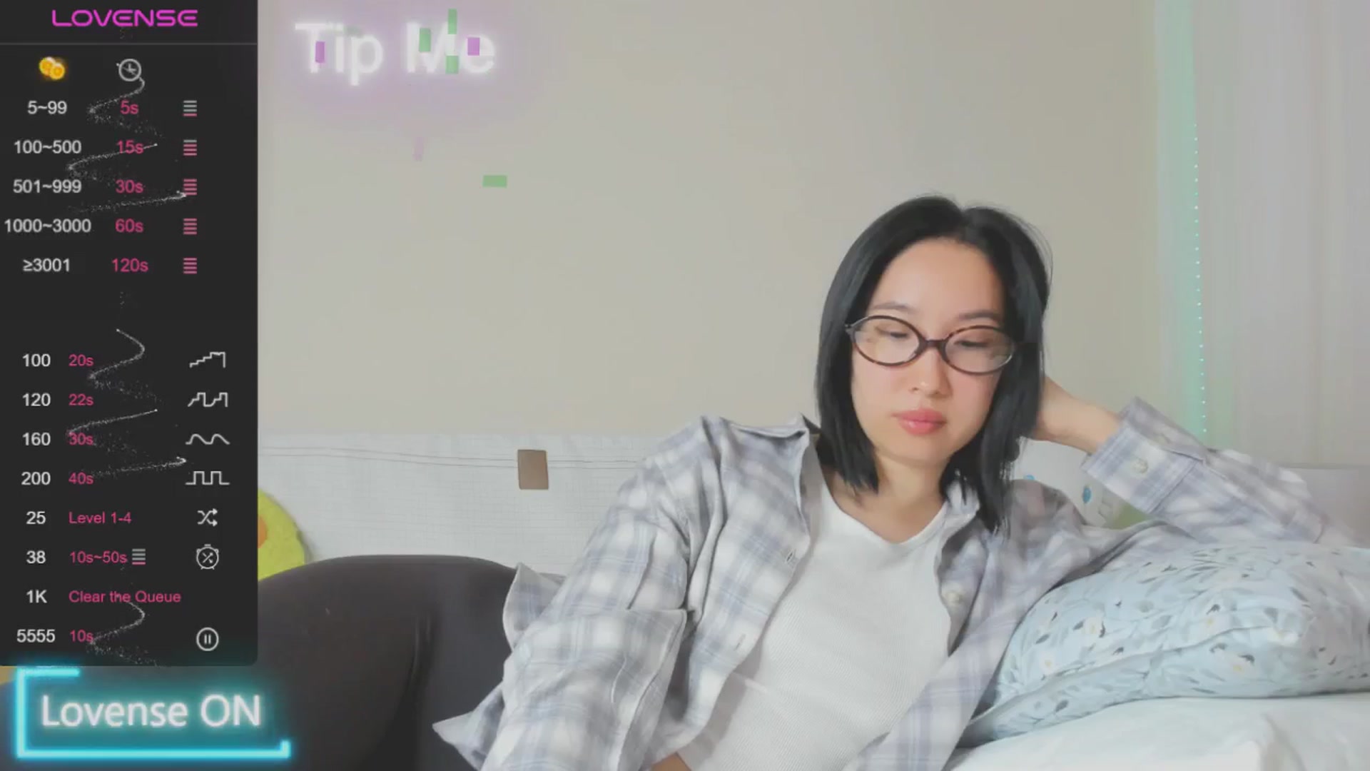 Gallery image thumbnail from FeralBerry66's myfreecams stream on, 01/23/2025, 06:47 image 16 of 20