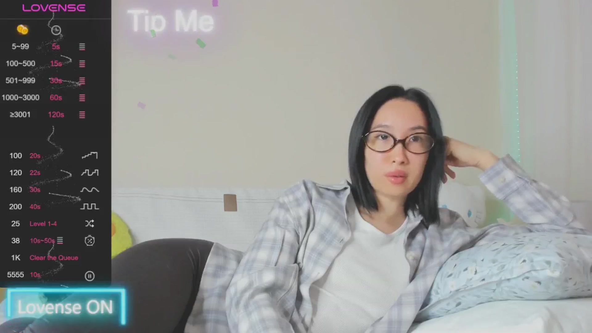 Gallery image thumbnail from FeralBerry66's myfreecams stream on, 01/23/2025, 06:47 image 18 of 20