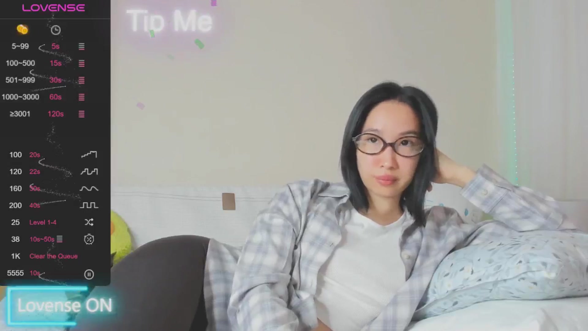 Gallery image thumbnail from FeralBerry66's myfreecams stream on, 01/23/2025, 06:47 image 12 of 20