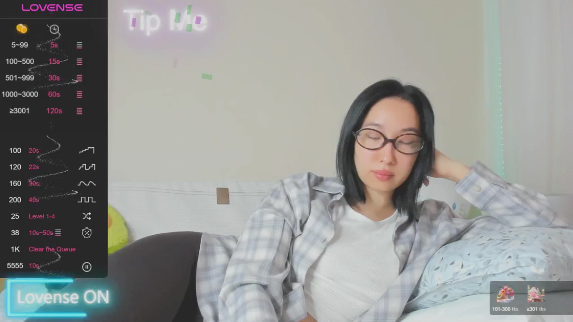 Gallery image thumbnail from FeralBerry66's myfreecams stream on, 01/23/2025, 06:47 image 7 of 20