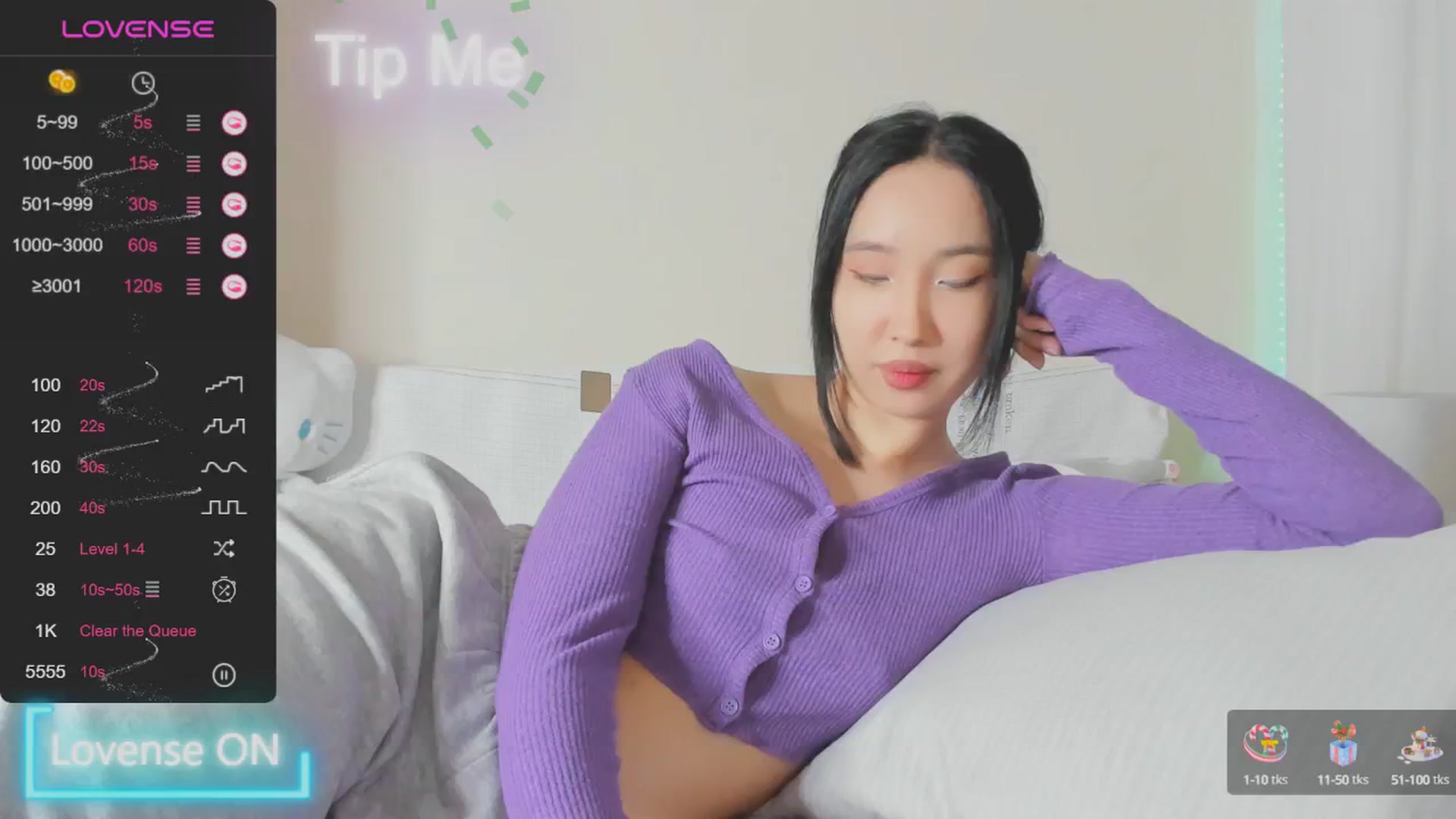 Gallery image thumbnail from FeralBerry66's myfreecams stream on, 01/25/2025, 16:21 image 7 of 20