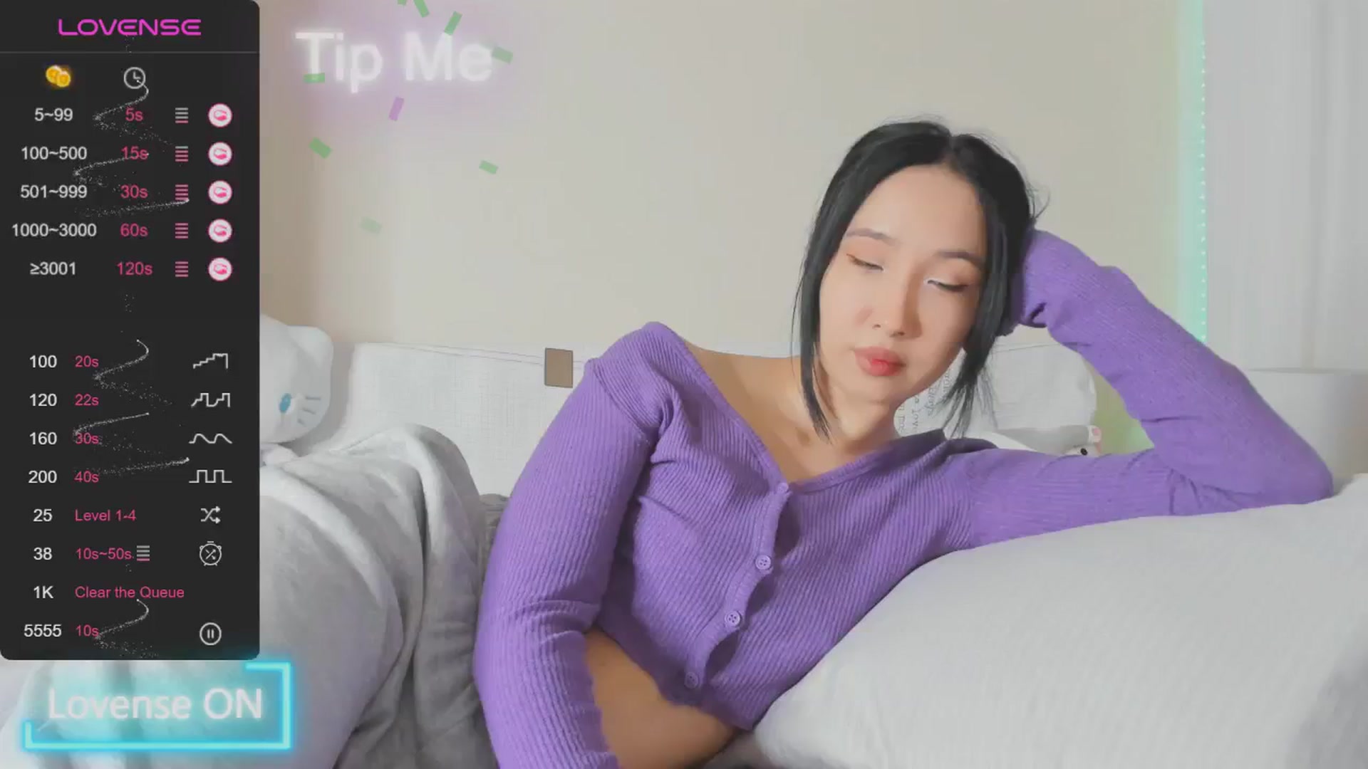 Gallery image thumbnail from FeralBerry66's myfreecams stream on, 01/25/2025, 16:41 image 11 of 20
