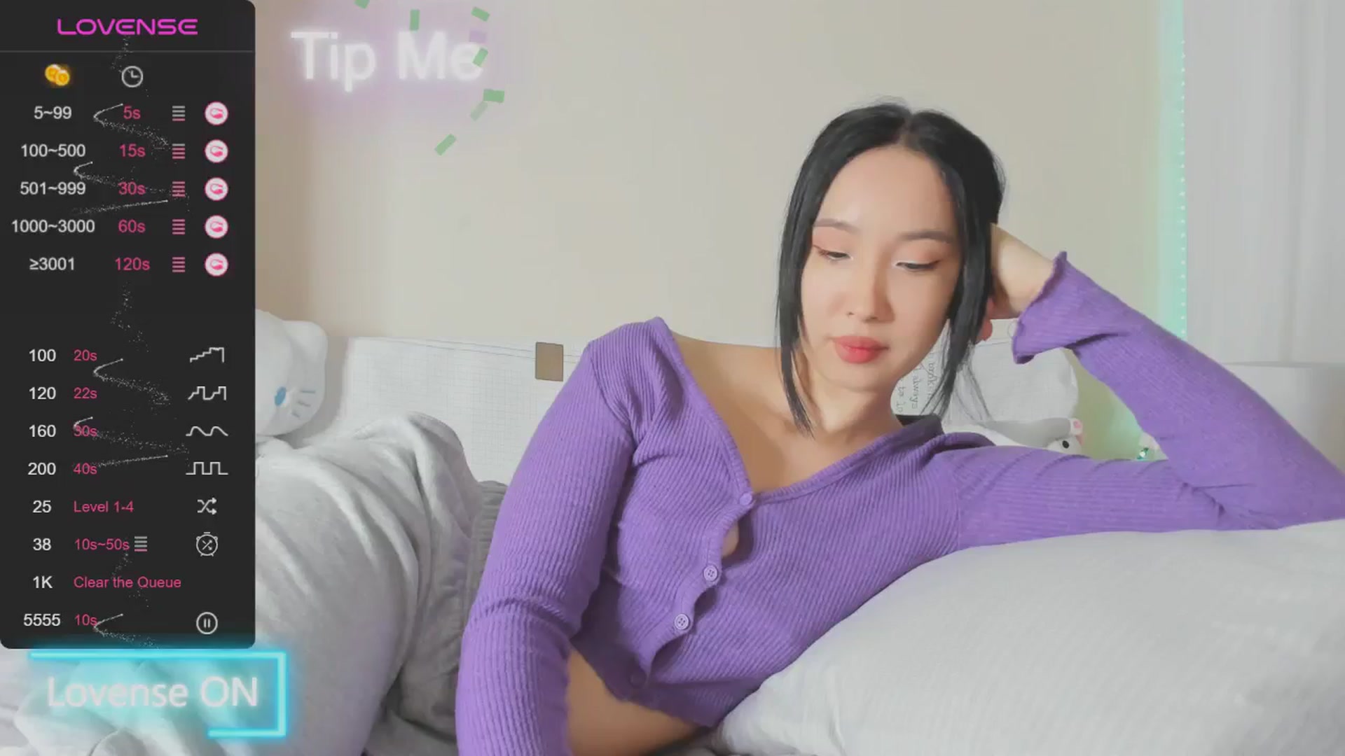 Gallery image thumbnail from FeralBerry66's myfreecams stream on, 01/25/2025, 17:10 image 1 of 20
