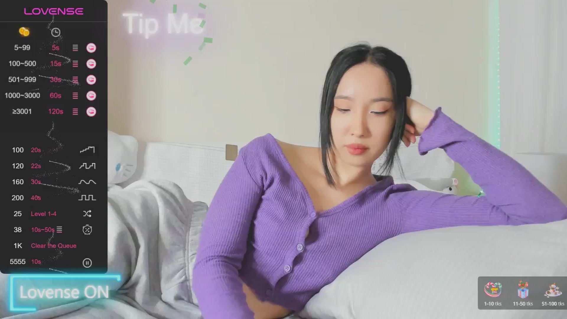 Gallery image thumbnail from FeralBerry66's myfreecams stream on, 01/25/2025, 17:10 image 8 of 20