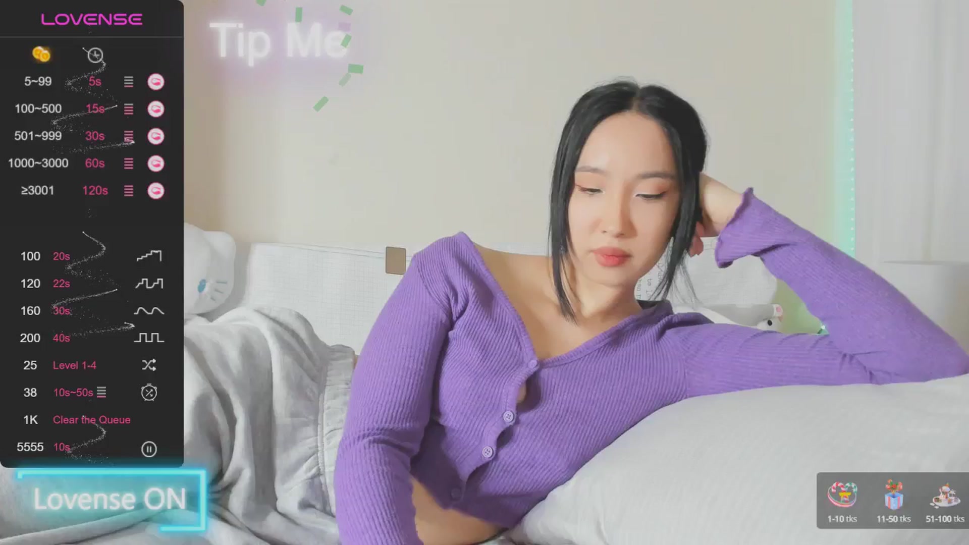 Gallery image thumbnail from FeralBerry66's myfreecams stream on, 01/25/2025, 17:10 image 6 of 20
