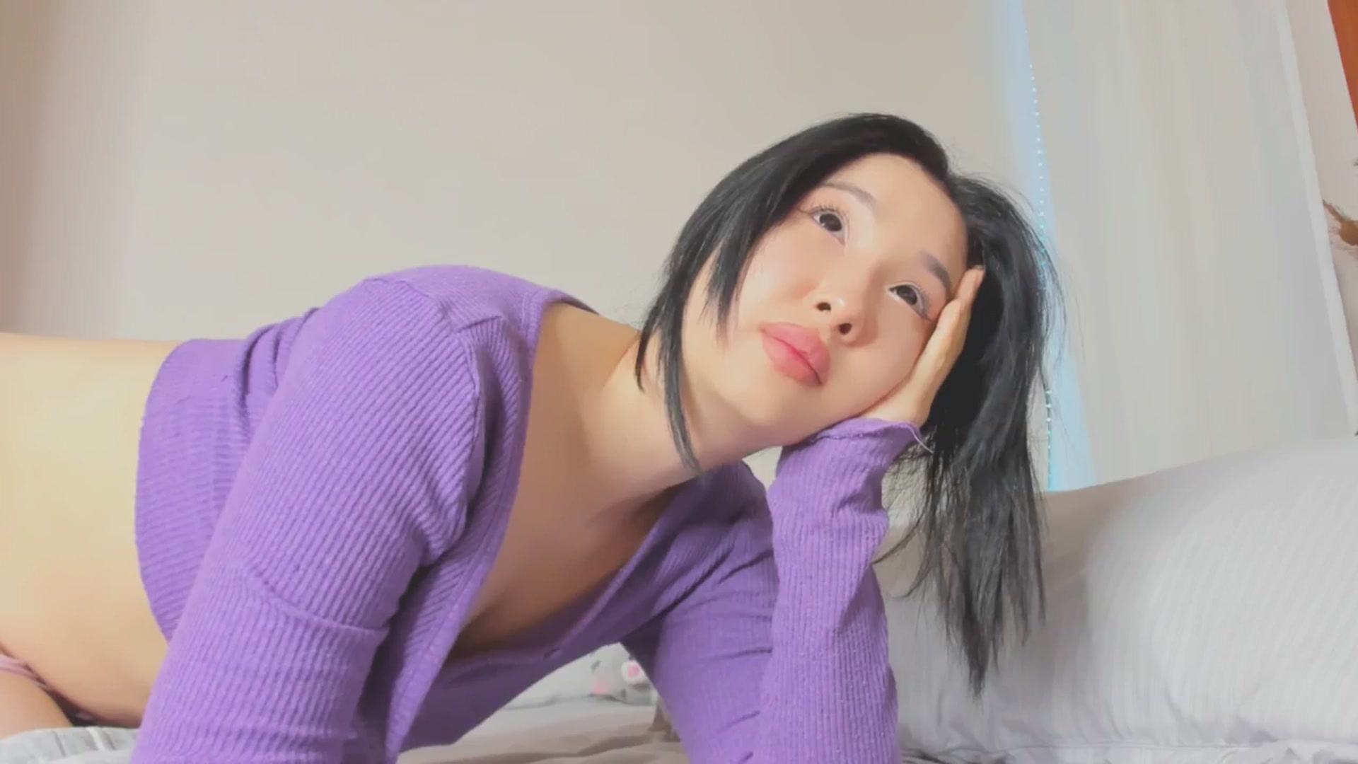 Gallery image thumbnail from FeralBerry66's myfreecams stream on, 01/26/2025, 07:21 image 19 of 20