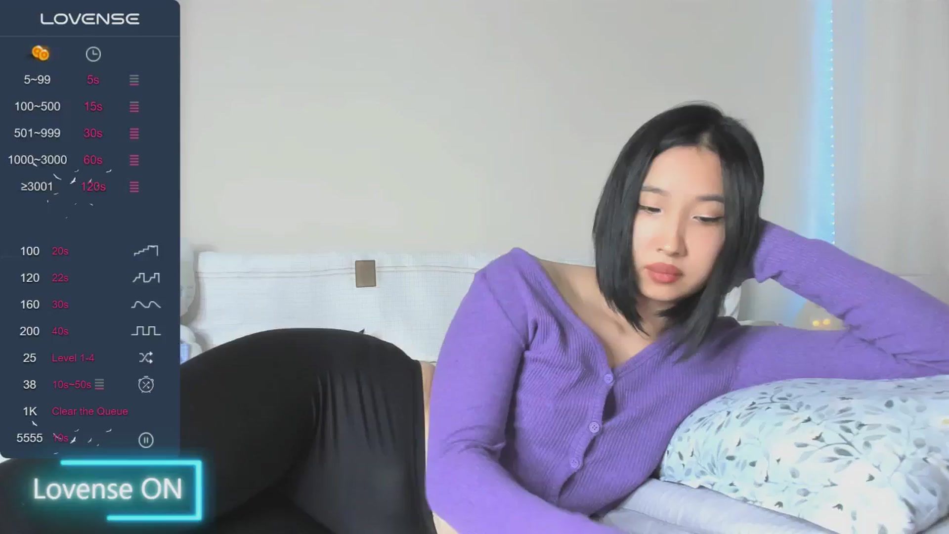 Gallery image thumbnail from FeralBerry66's myfreecams stream on, 01/29/2025, 15:27 image 2 of 20