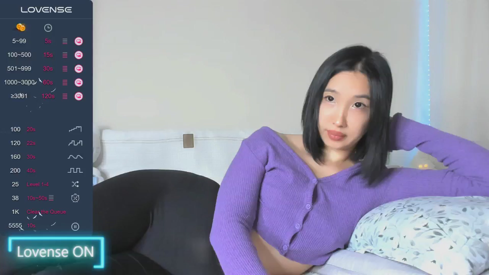 Gallery image thumbnail from FeralBerry66's myfreecams stream on, 01/29/2025, 15:27 image 16 of 20