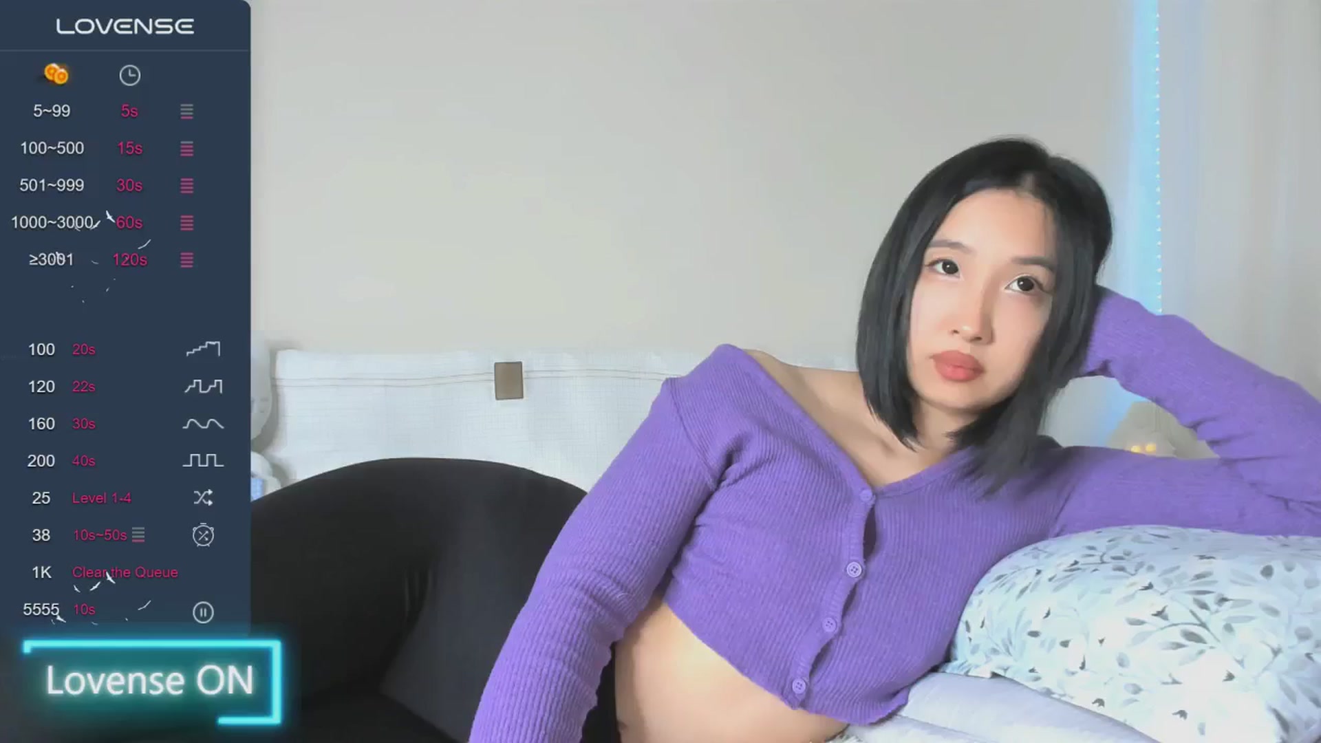 Gallery image thumbnail from FeralBerry66's myfreecams stream on, 01/29/2025, 15:27 image 12 of 20