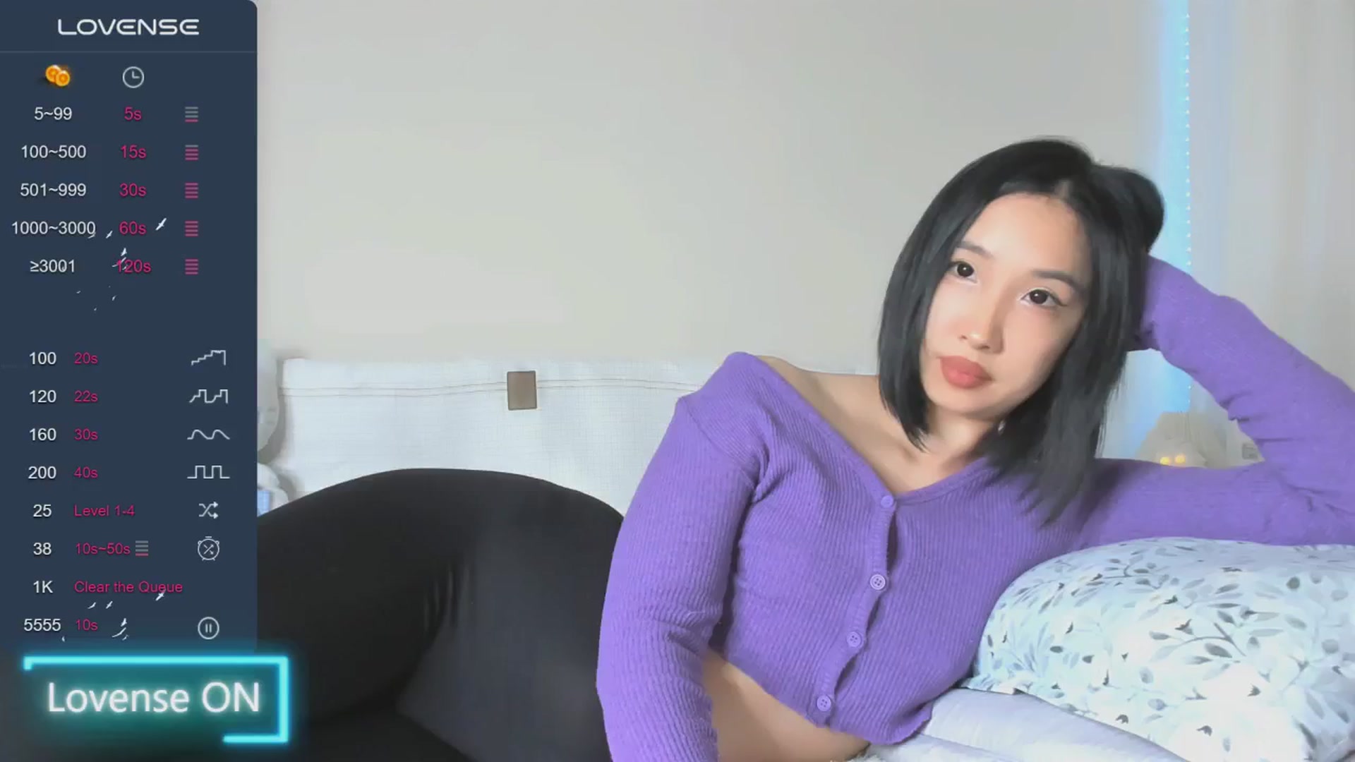 Gallery image thumbnail from FeralBerry66's myfreecams stream on, 01/29/2025, 15:27 image 11 of 20