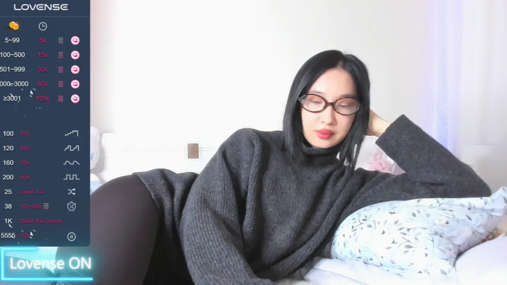 Gallery image thumbnail from FeralBerry66's myfreecams stream on, 01/30/2025, 06:43 image 4 of 20