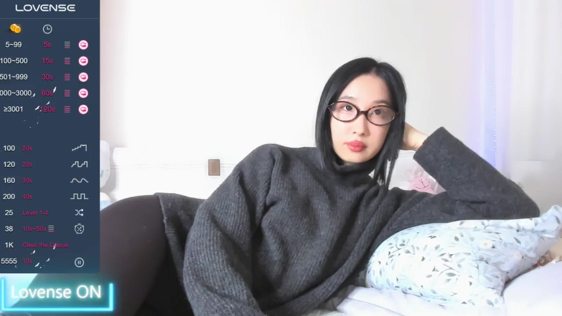 Gallery image thumbnail from FeralBerry66's myfreecams stream on, 01/30/2025, 06:43 image 7 of 20