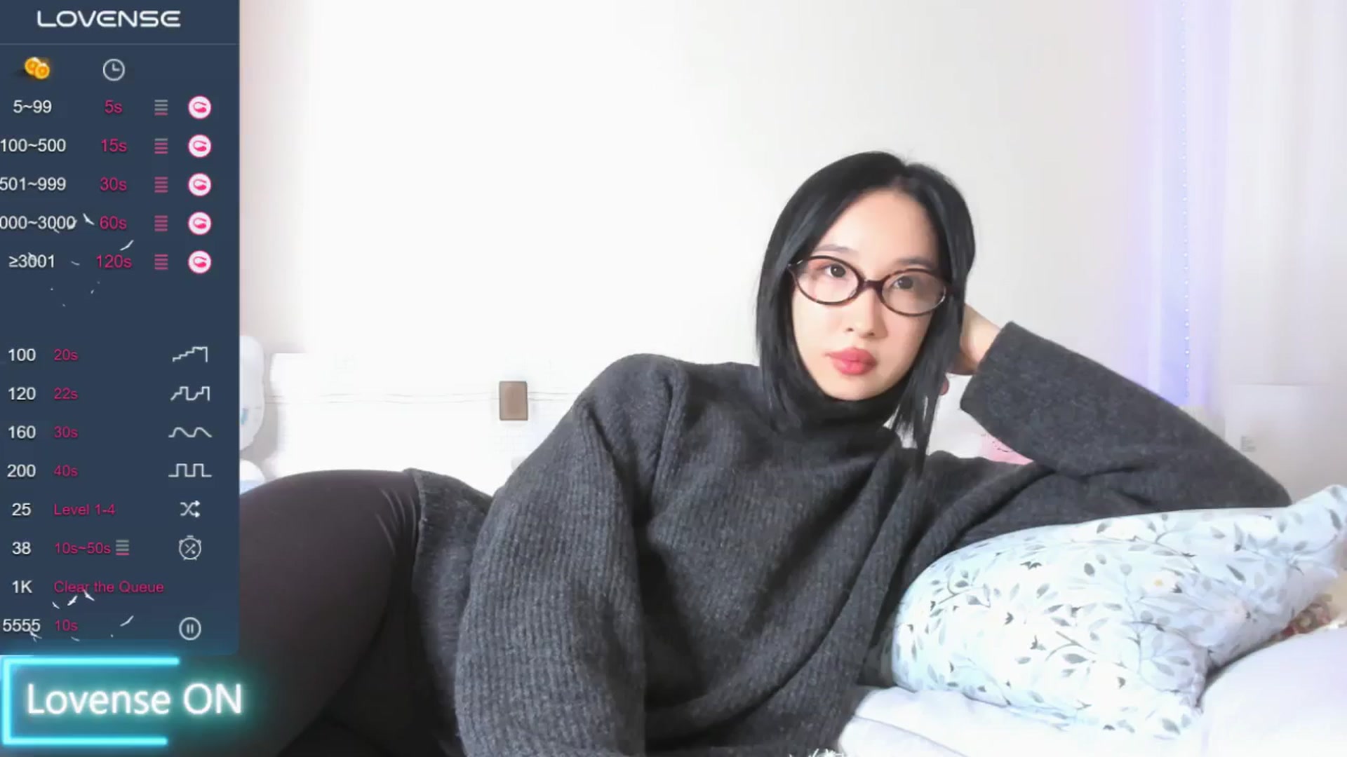 Gallery image thumbnail from FeralBerry66's myfreecams stream on, 01/30/2025, 07:19 image 10 of 20