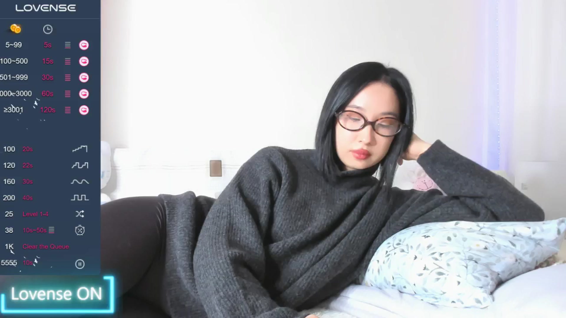 Gallery image thumbnail from FeralBerry66's myfreecams stream on, 01/30/2025, 07:19 image 19 of 20