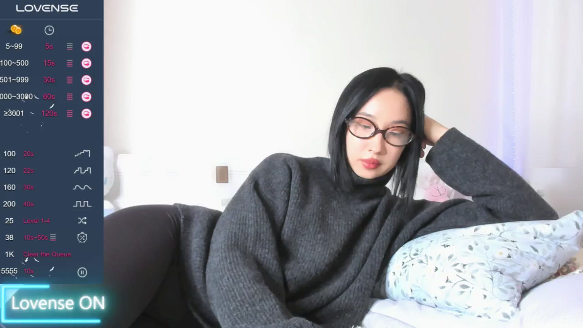 Gallery image thumbnail from FeralBerry66's myfreecams stream on, 01/30/2025, 07:19 image 13 of 20