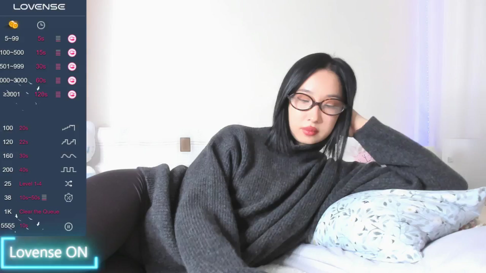 Gallery image thumbnail from FeralBerry66's myfreecams stream on, 01/30/2025, 07:19 image 16 of 20
