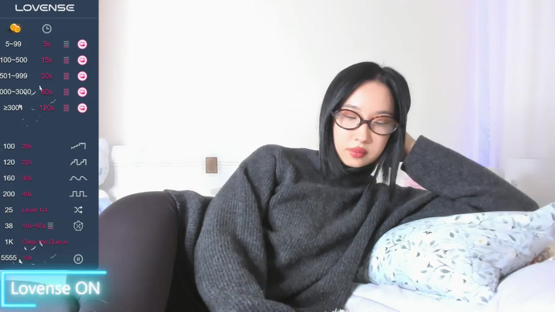 Gallery image thumbnail from FeralBerry66's myfreecams stream on, 01/30/2025, 07:19 image 7 of 20