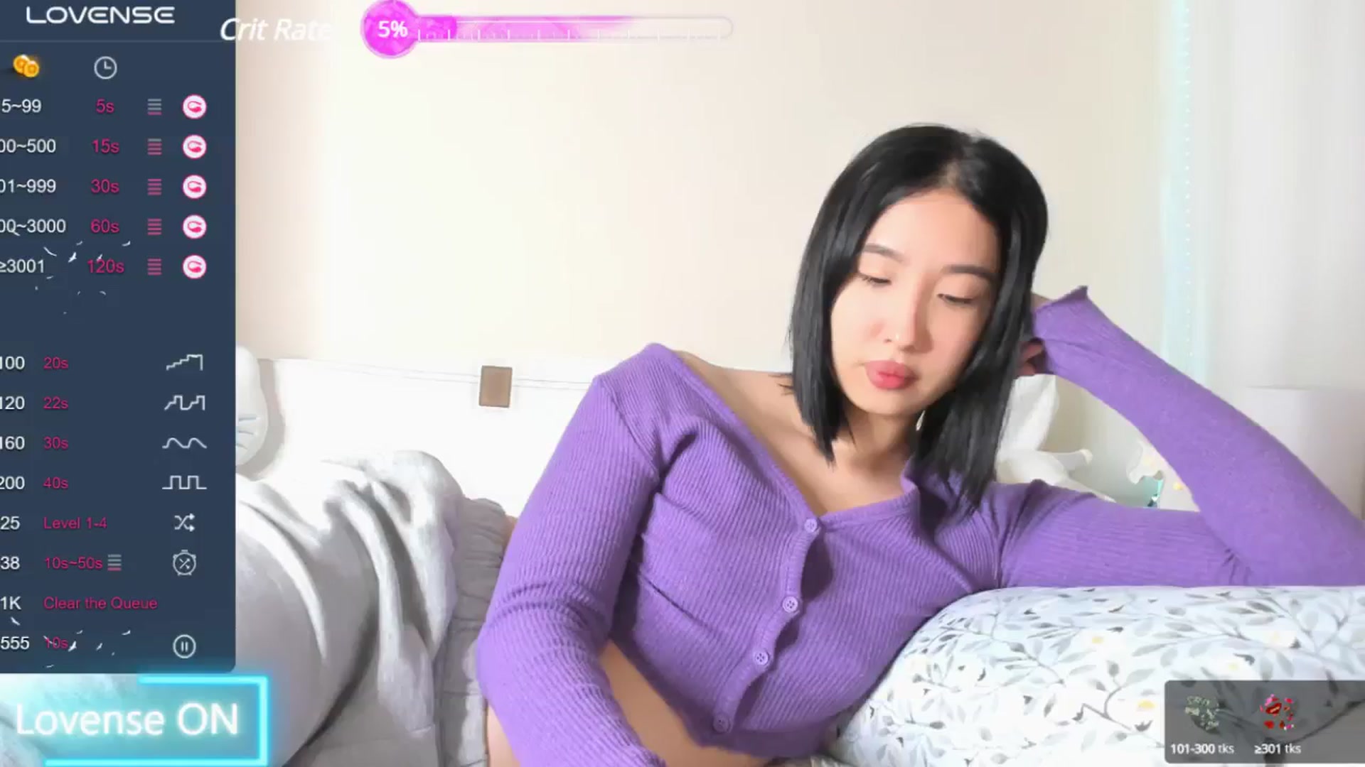 Gallery image thumbnail from FeralBerry66's myfreecams stream on, 02/01/2025, 16:53 image 2 of 20
