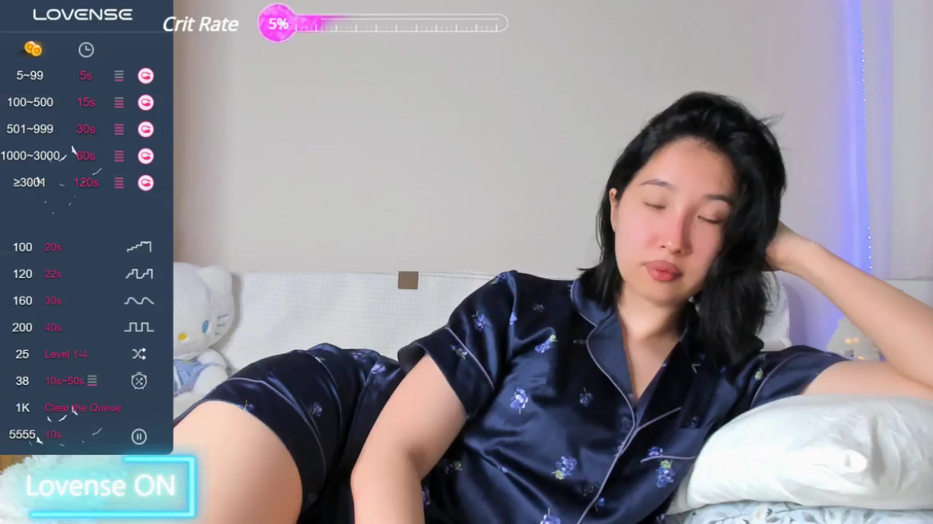Gallery image thumbnail from FeralBerry66's myfreecams stream on, 02/02/2025, 17:37 image 15 of 20