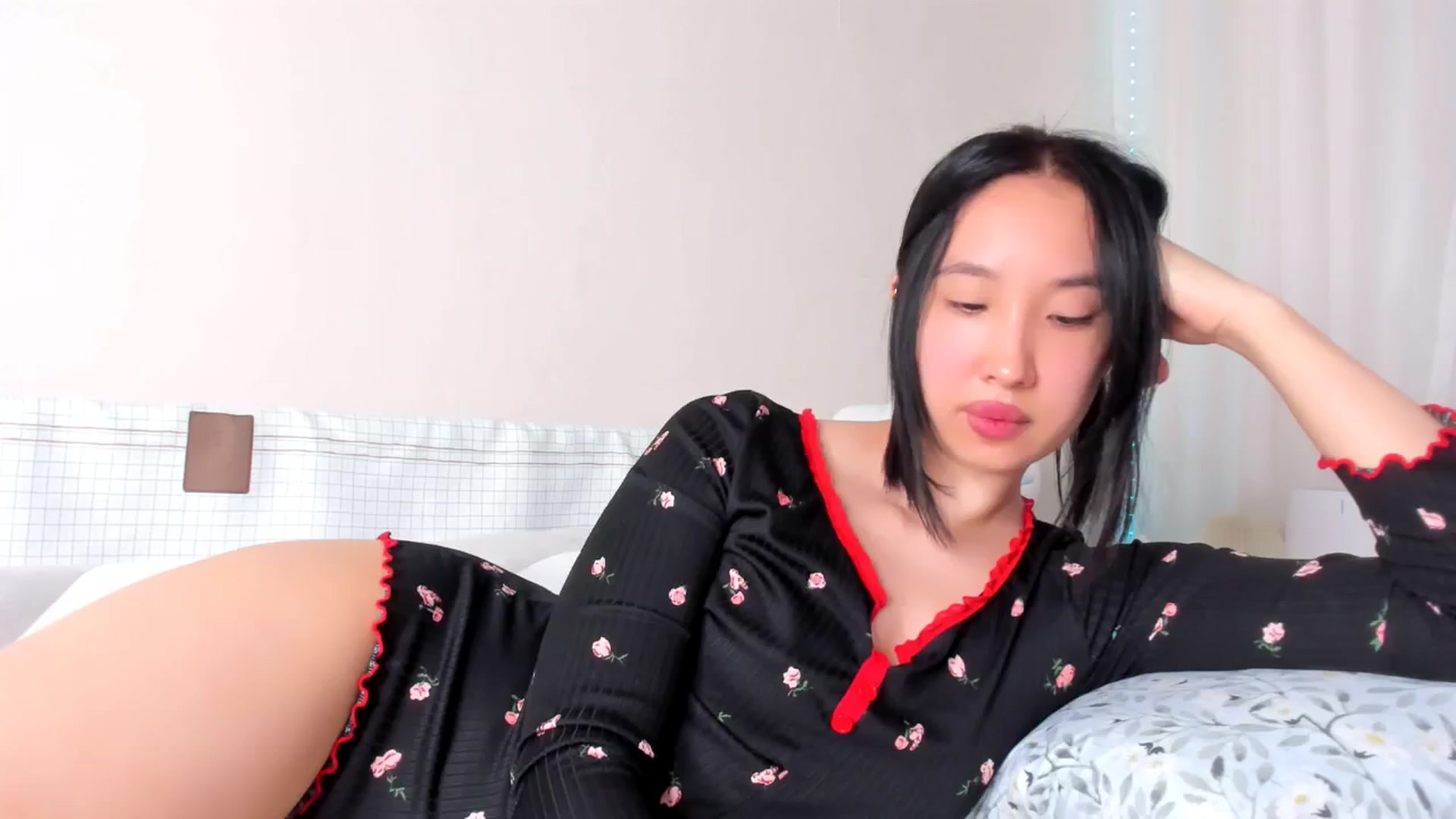 Gallery image thumbnail from FeralBerry66's myfreecams stream on, 02/21/2025, 07:27 image 13 of 20
