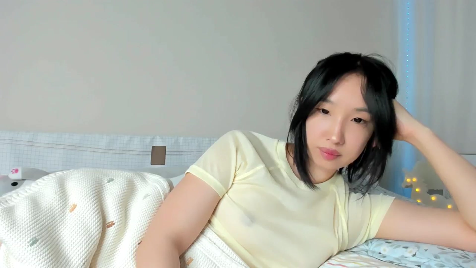 Gallery image thumbnail from FeralBerry66's myfreecams stream on, 02/23/2025, 06:36 image 14 of 20