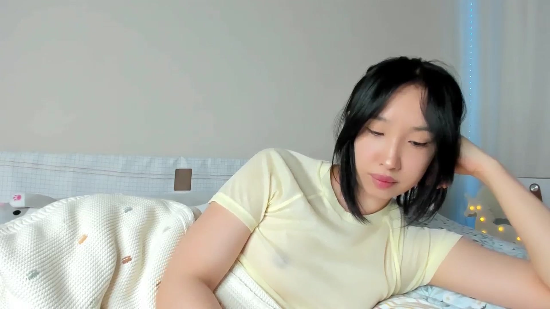 Gallery image thumbnail from FeralBerry66's myfreecams stream on, 02/23/2025, 06:36 image 13 of 20