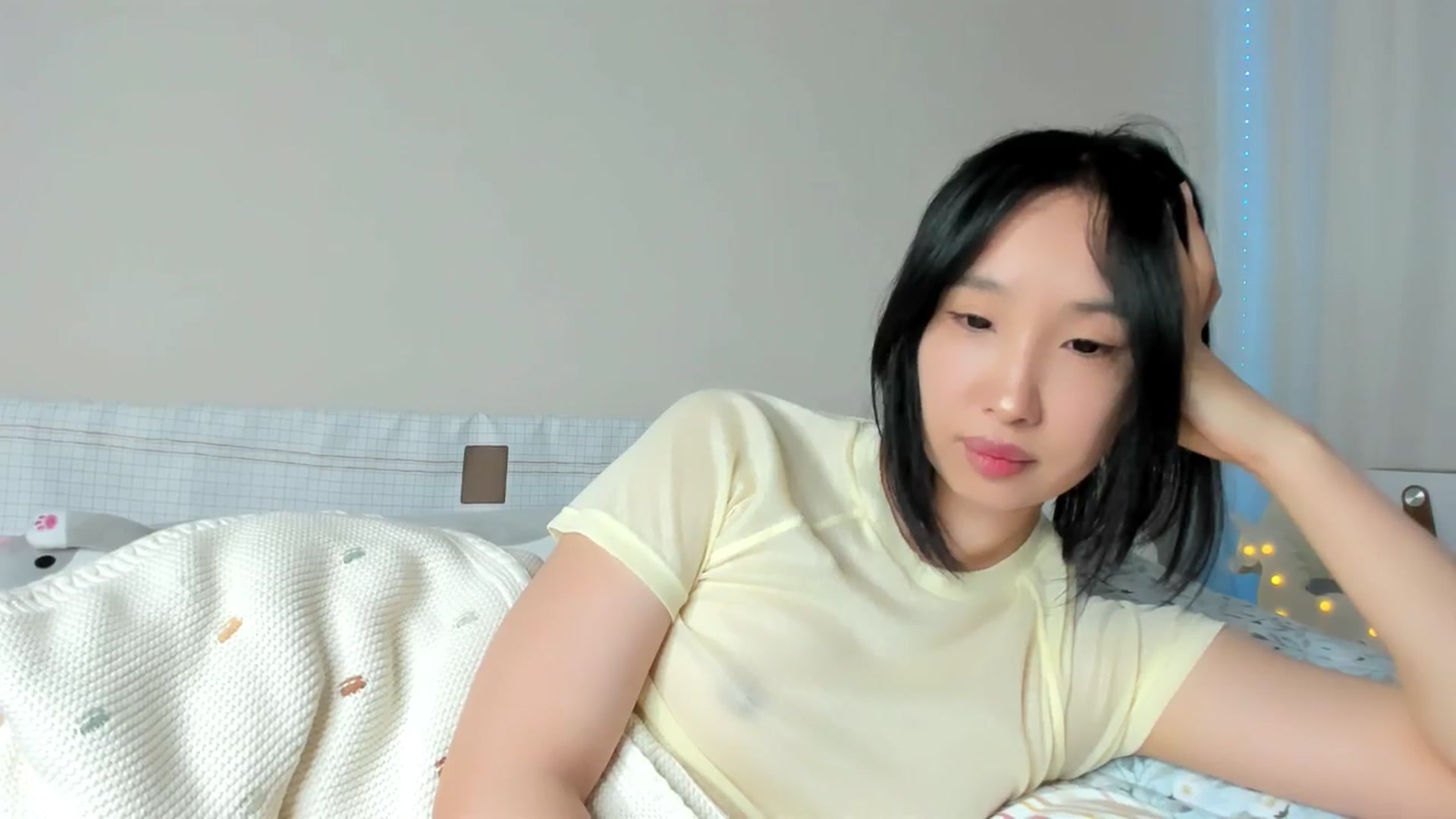 Gallery image thumbnail from FeralBerry66's myfreecams stream on, 02/23/2025, 06:36 image 7 of 20