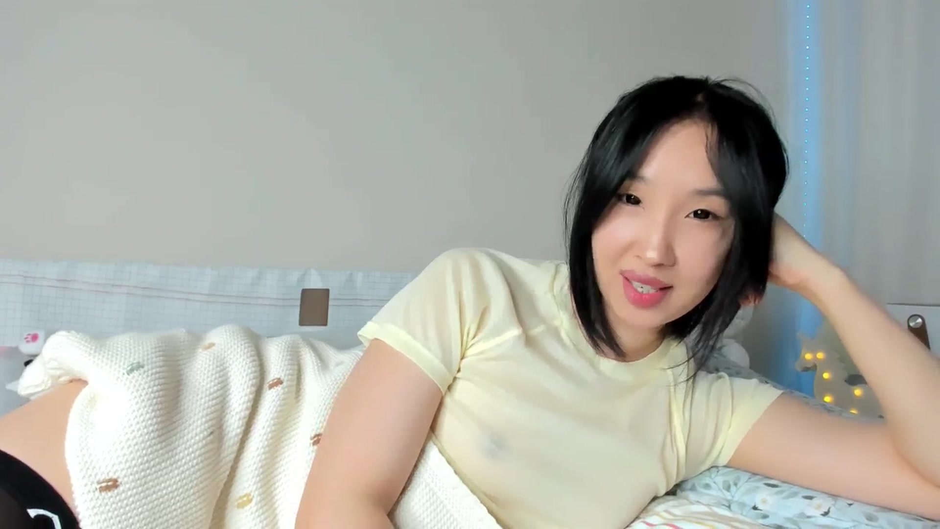 Gallery image thumbnail from FeralBerry66's myfreecams stream on, 02/23/2025, 06:36 image 3 of 20