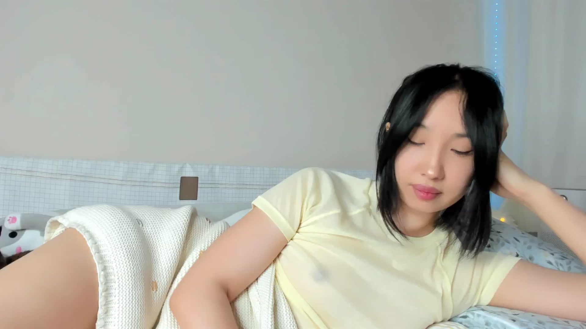 Gallery image thumbnail from FeralBerry66's myfreecams stream on, 02/23/2025, 07:47 image 5 of 20
