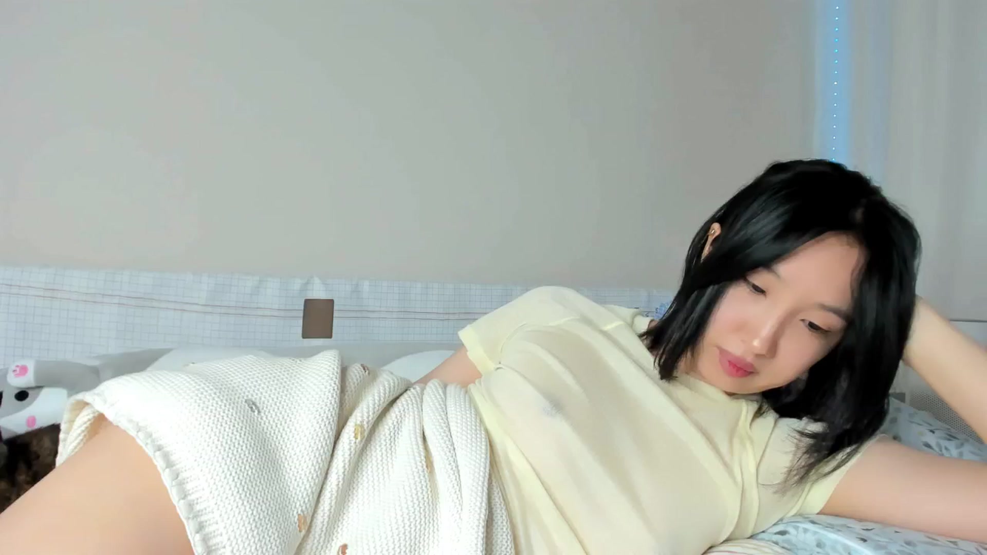 Gallery image thumbnail from FeralBerry66's myfreecams stream on, 02/23/2025, 07:47 image 6 of 20