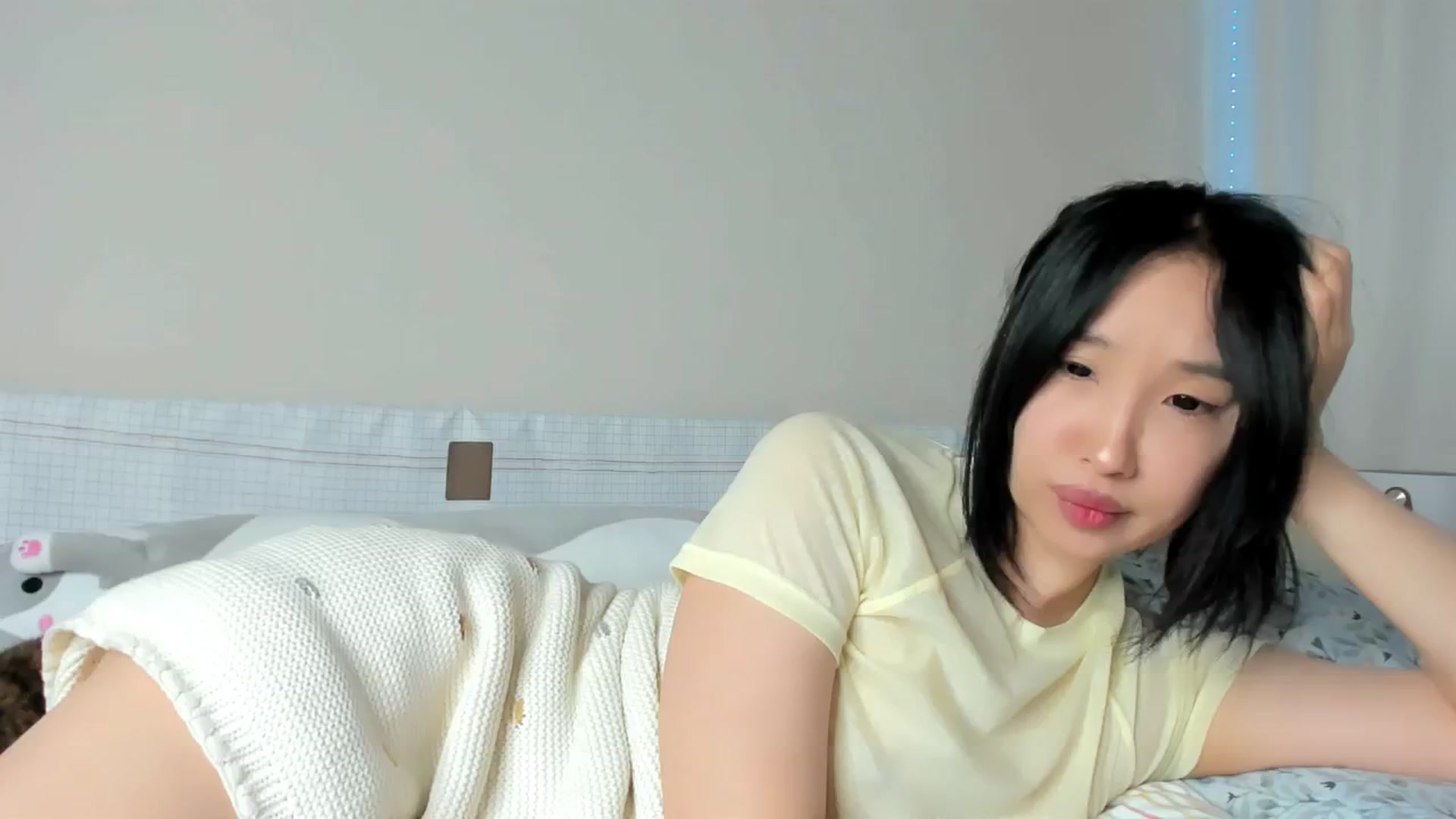 Gallery image thumbnail from FeralBerry66's myfreecams stream on, 02/23/2025, 07:47 image 10 of 20