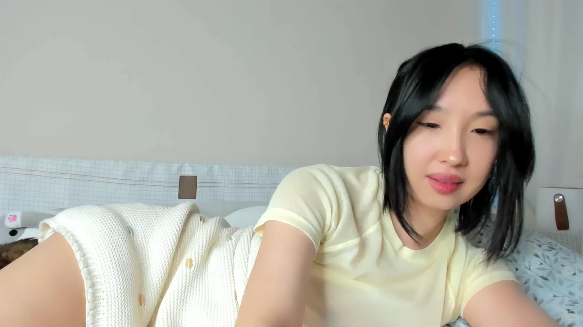Gallery image thumbnail from FeralBerry66's myfreecams stream on, 02/23/2025, 07:47 image 3 of 20