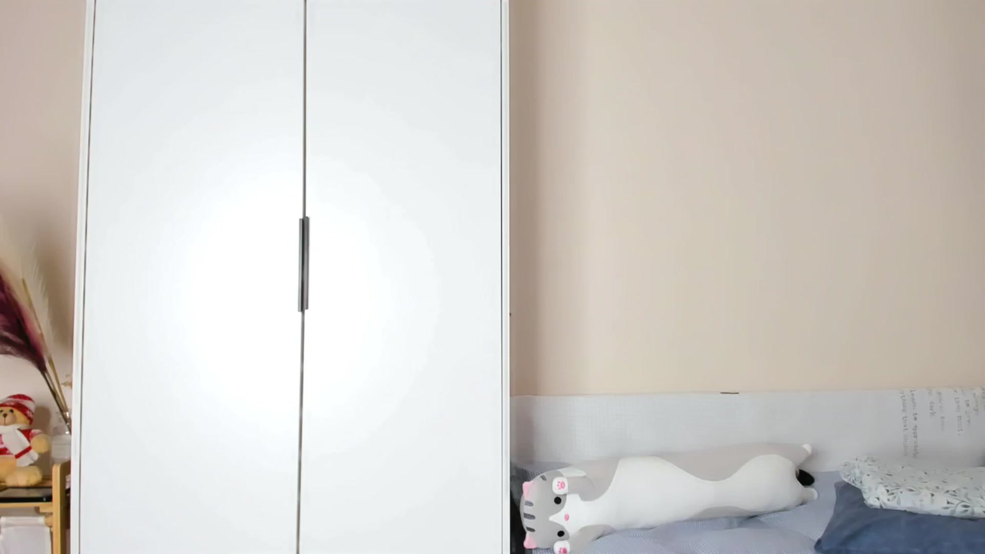Gallery image thumbnail from FeralBerry66's myfreecams stream on, 03/01/2025, 06:59 image 13 of 20