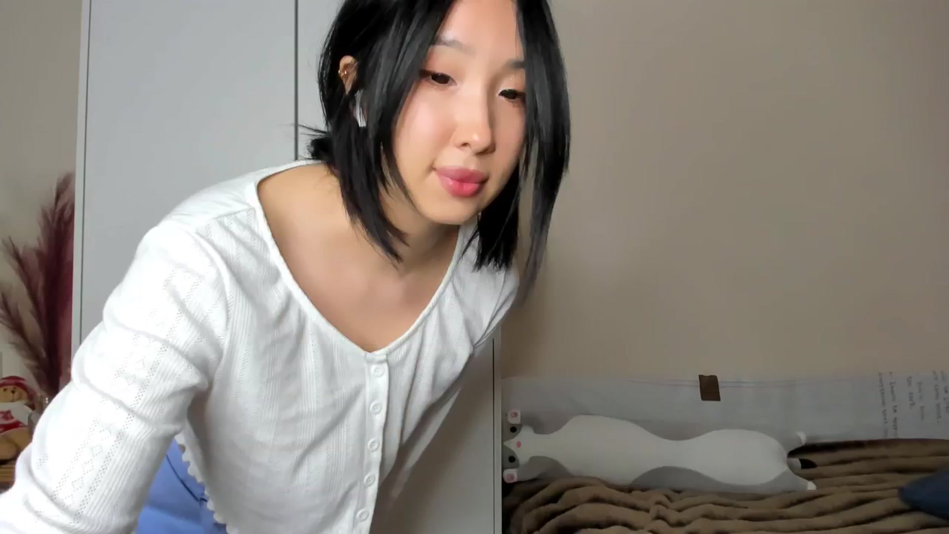 Gallery image thumbnail from FeralBerry66's myfreecams stream on, 03/07/2025, 06:20 image 18 of 20