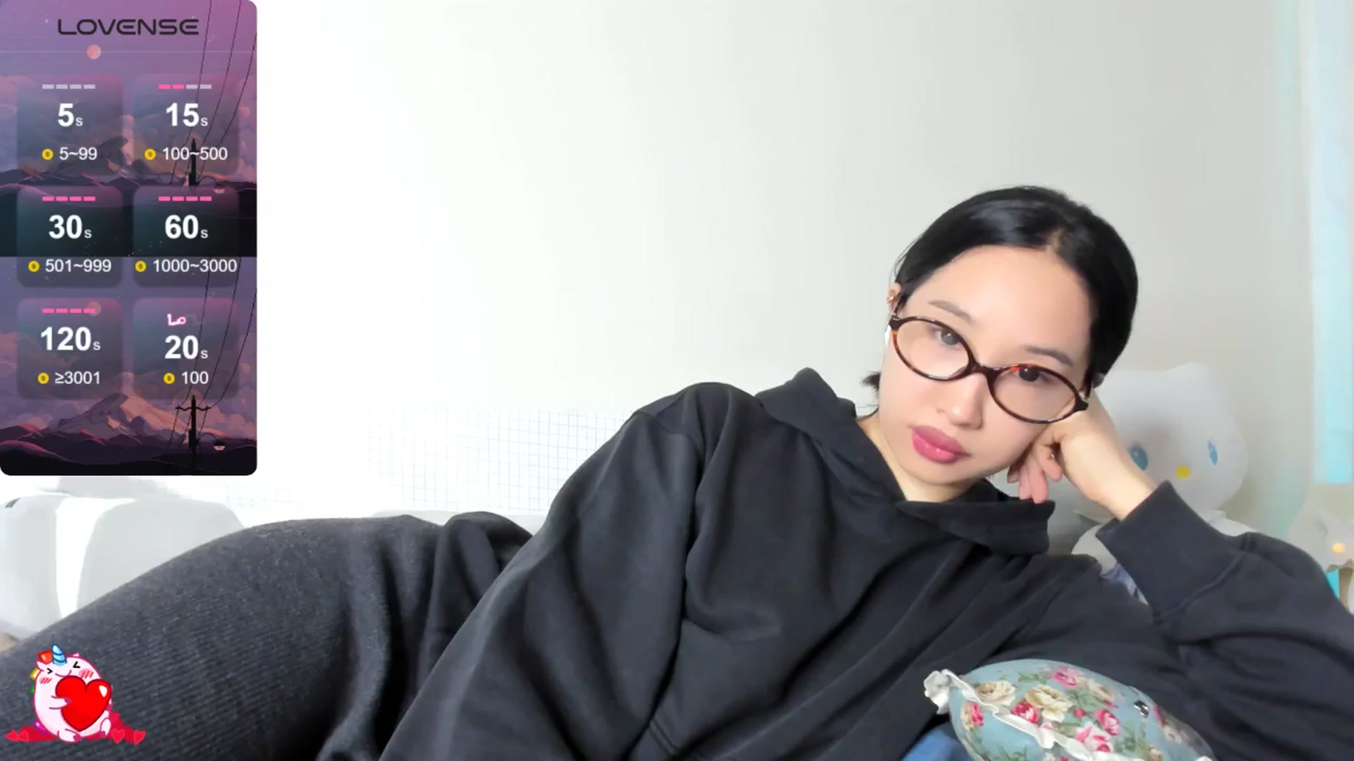 Gallery image thumbnail from FeralBerry66's myfreecams stream on, 03/11/2025, 05:38 image 3 of 20