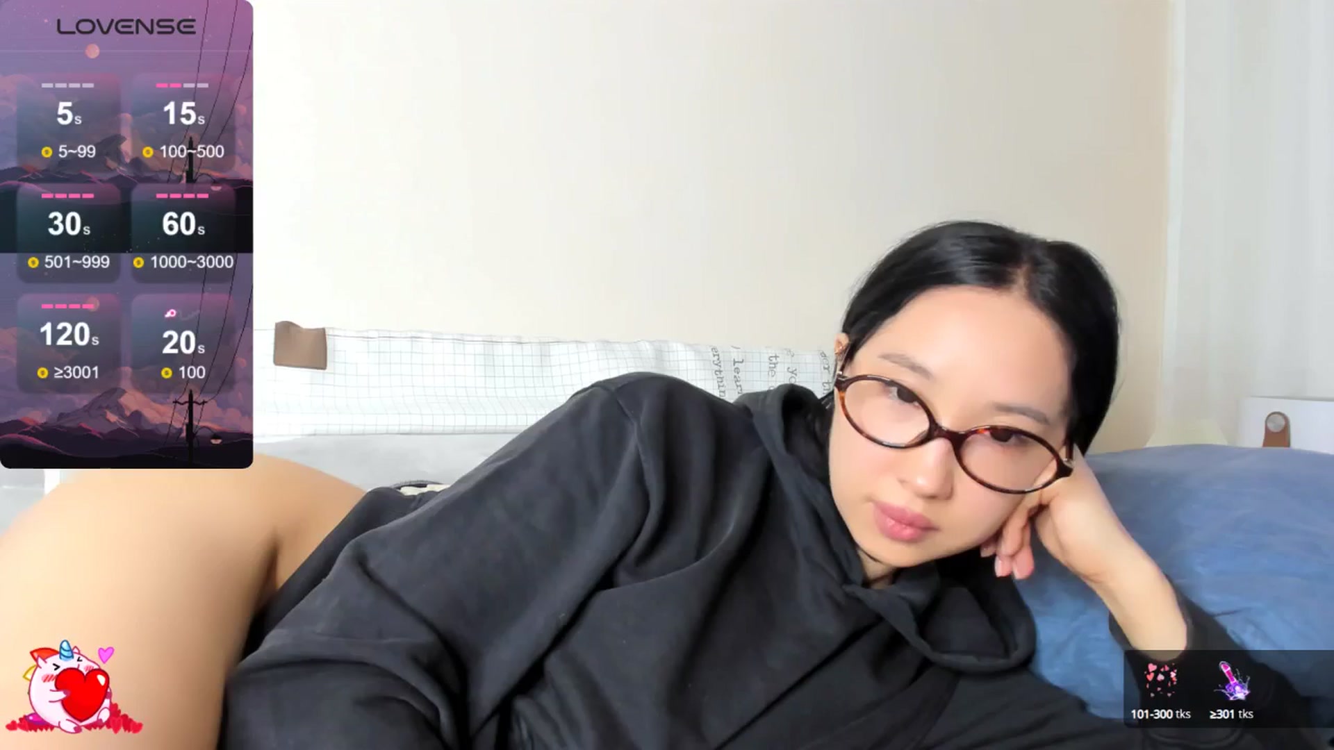 Gallery image thumbnail from FeralBerry66's myfreecams stream on, 03/12/2025, 06:49 image 16 of 20