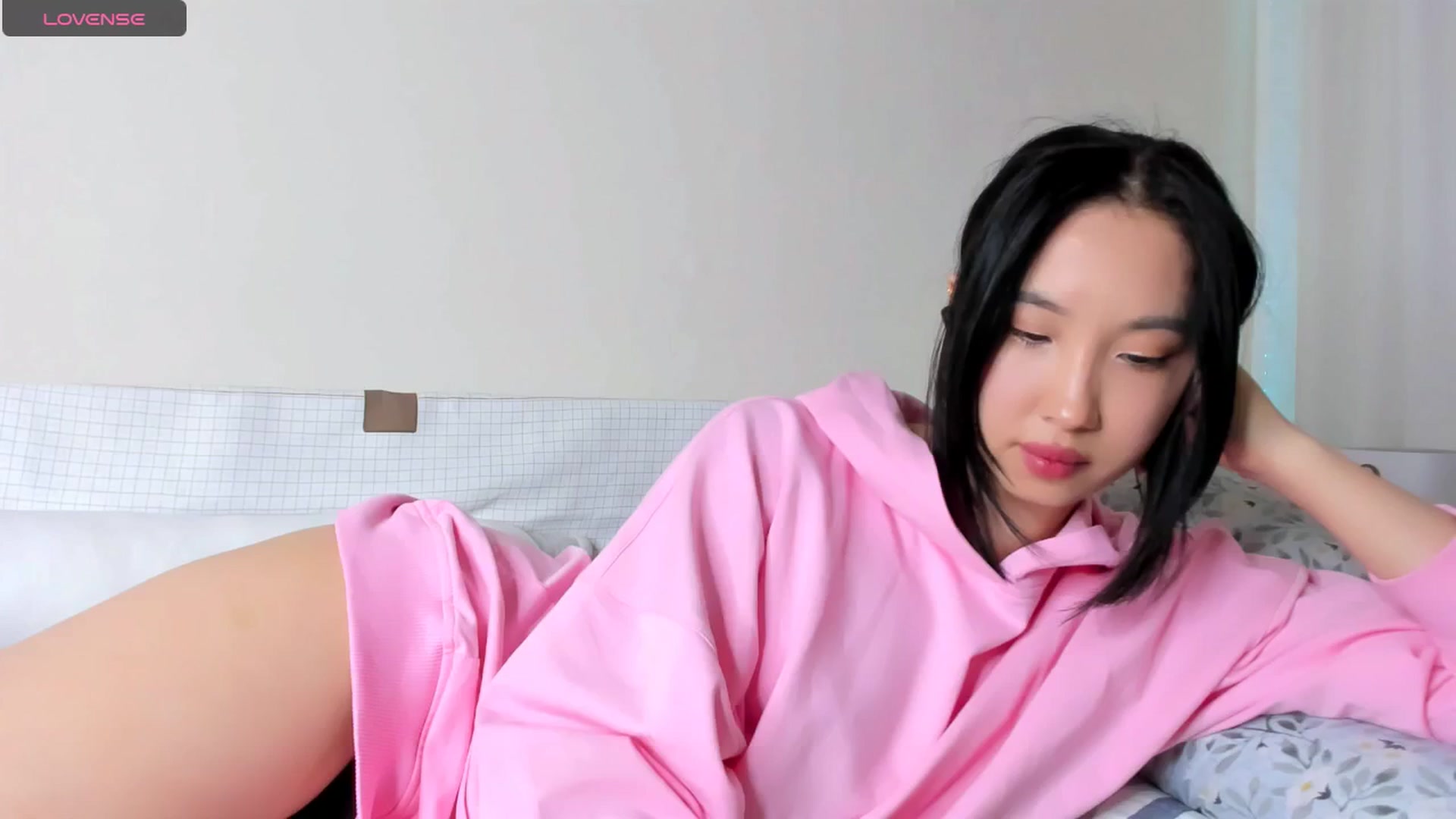 Gallery image thumbnail from FeralBerry66's myfreecams stream on, 03/24/2025, 05:20 image 20 of 20