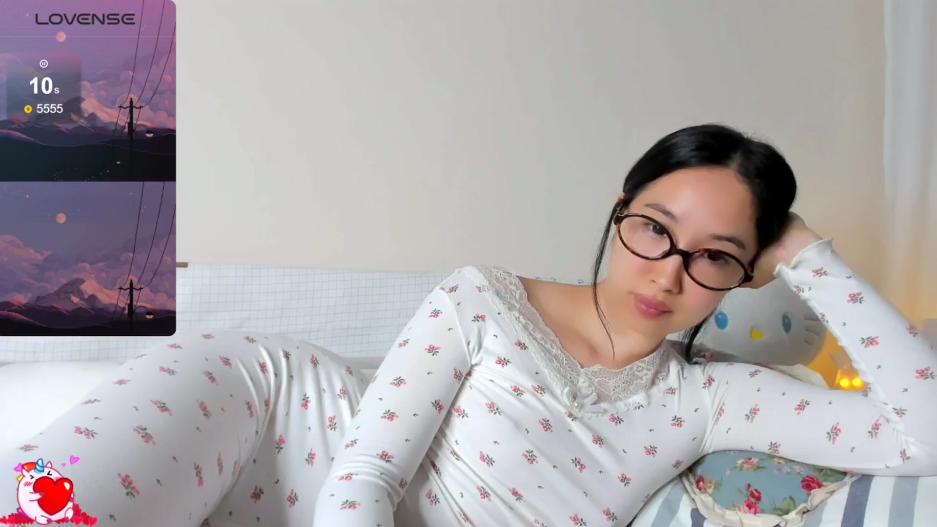 Gallery image thumbnail from FeralBerry66's myfreecams stream on, 03/25/2025, 13:12 image 20 of 20