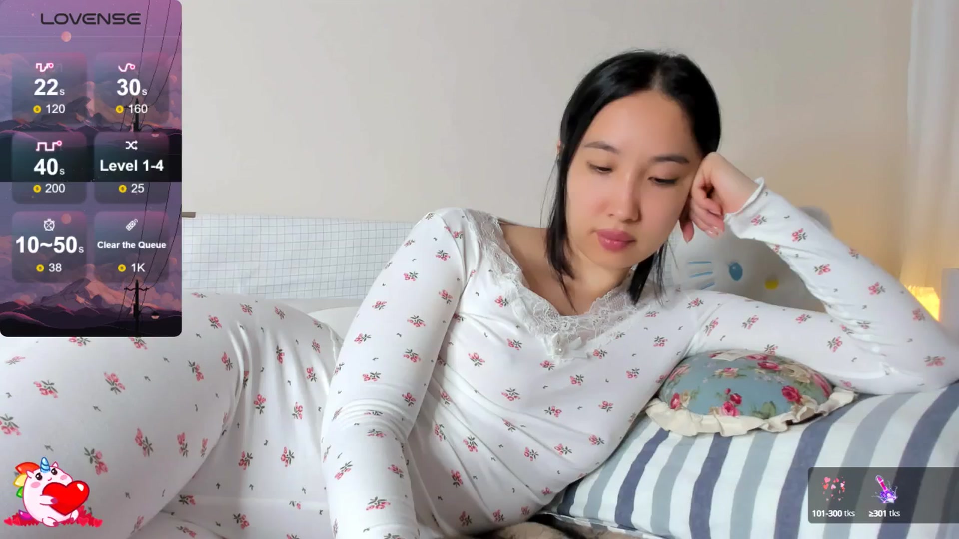 Gallery image thumbnail from FeralBerry66's myfreecams stream on, 03/25/2025, 13:12 image 1 of 20