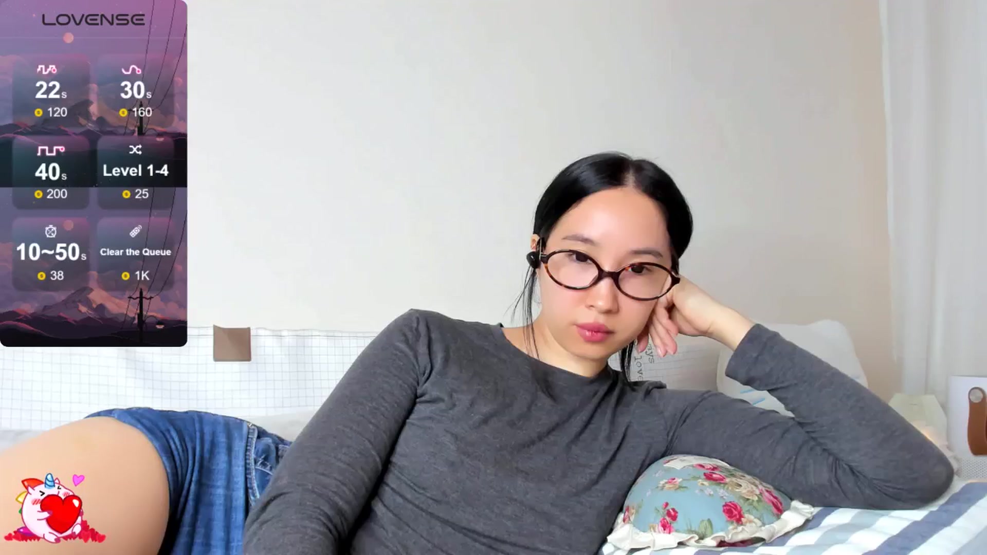 Gallery image thumbnail from FeralBerry66's myfreecams stream on, 03/26/2025, 05:39 image 18 of 20
