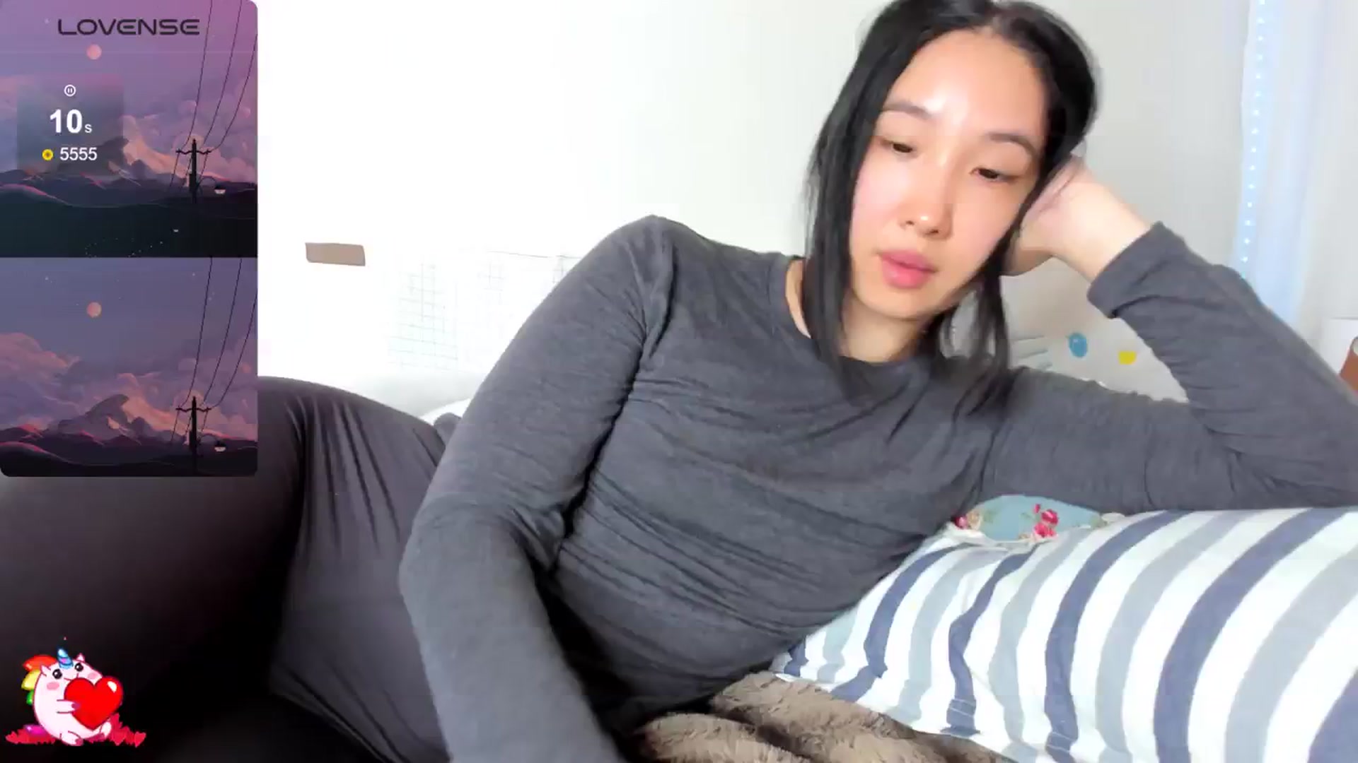 Gallery image thumbnail from FeralBerry66's myfreecams stream on, 03/29/2025, 07:45 image 9 of 20