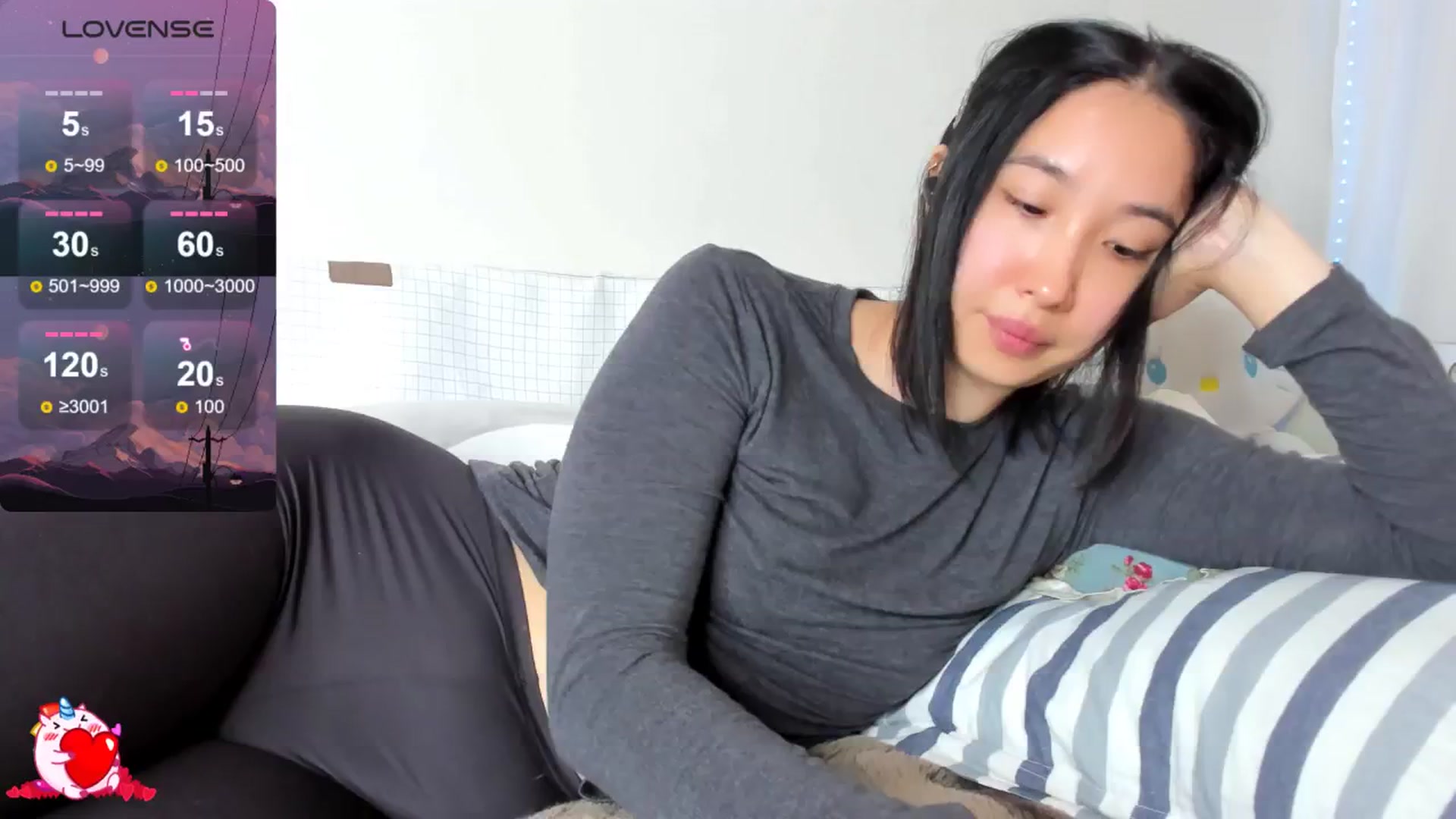 Gallery image thumbnail from FeralBerry66's myfreecams stream on, 03/29/2025, 07:45 image 10 of 20