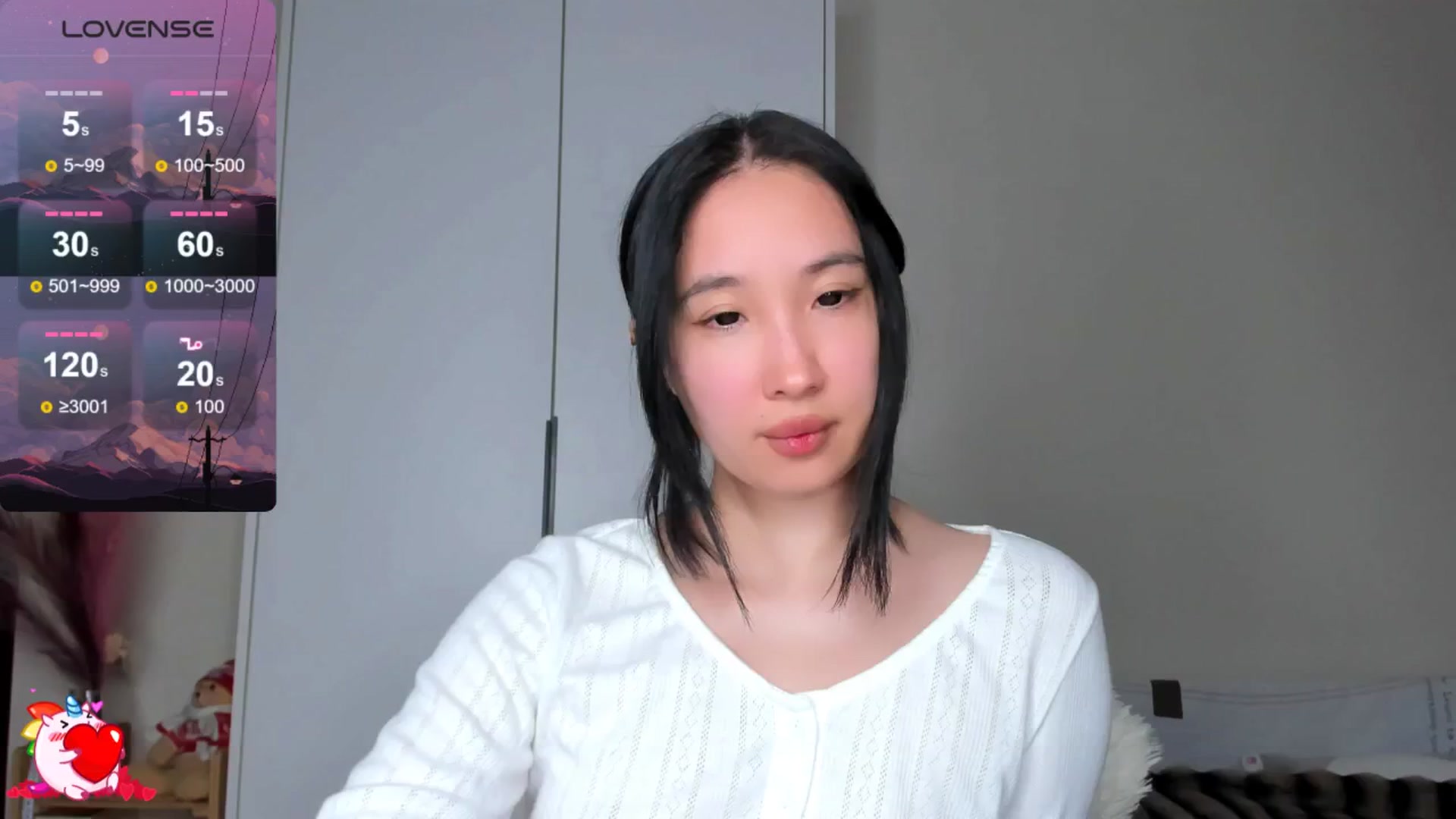 Gallery image thumbnail from FeralBerry66's myfreecams stream on, 03/29/2025, 16:46 image 14 of 20