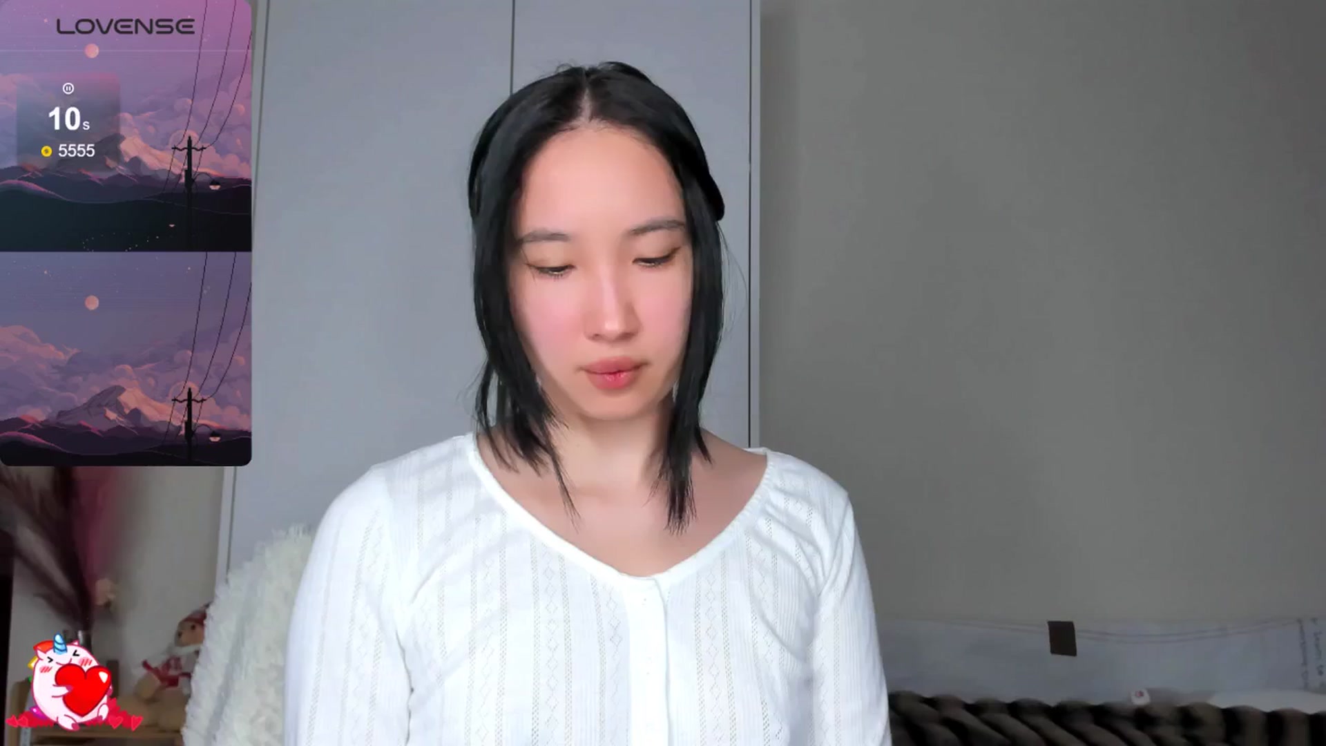 Gallery image thumbnail from FeralBerry66's myfreecams stream on, 03/29/2025, 16:46 image 4 of 20